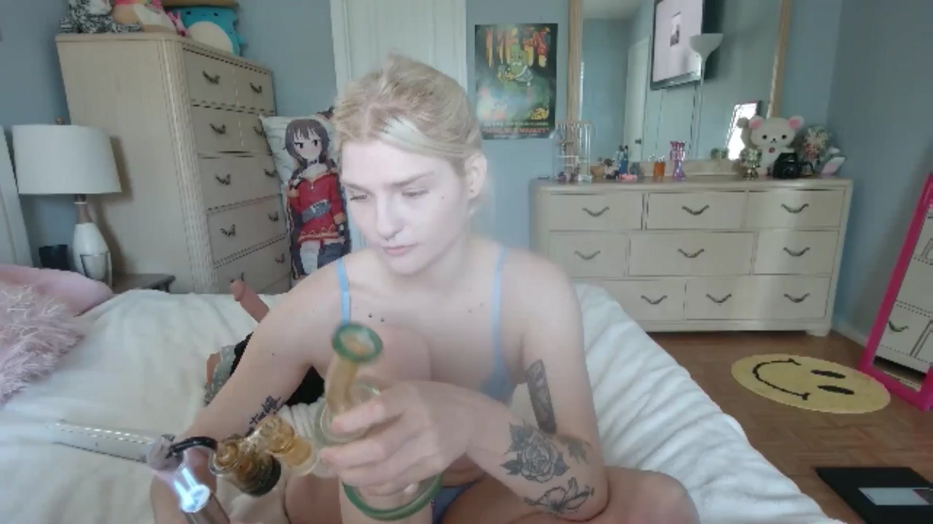 Gallery image thumbnail from DuckChan0's myfreecams stream on, 07/05/2024, 14:14 image 14 of 20