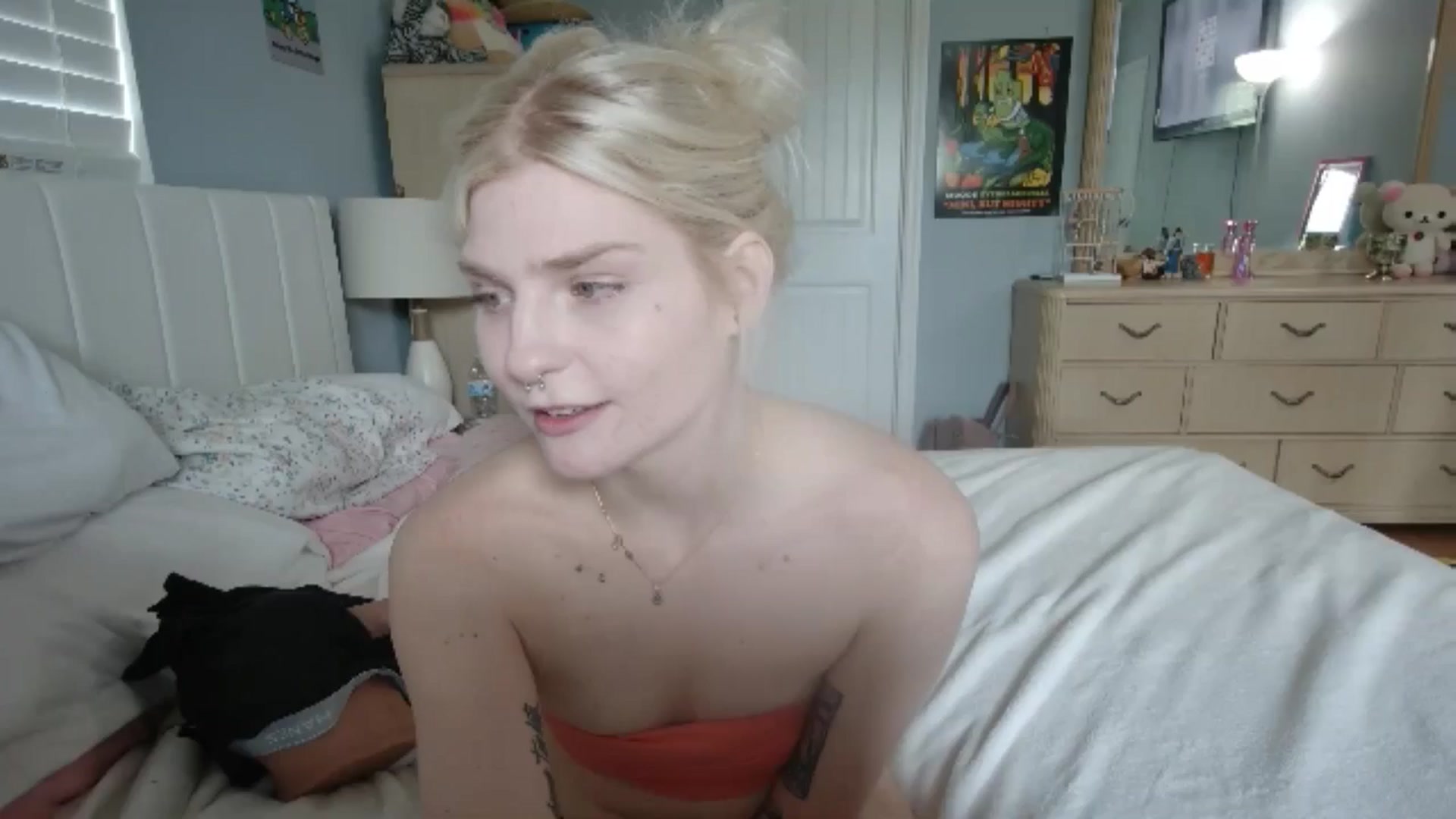 Gallery image thumbnail from DuckChan0's myfreecams stream on, 07/07/2024, 17:19 image 1 of 20