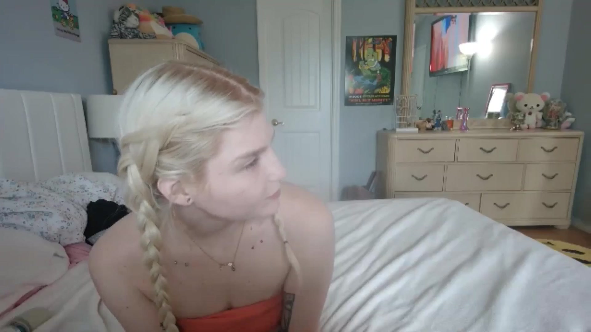 Gallery image thumbnail from DuckChan0's myfreecams stream on, 07/07/2024, 17:48 image 13 of 20