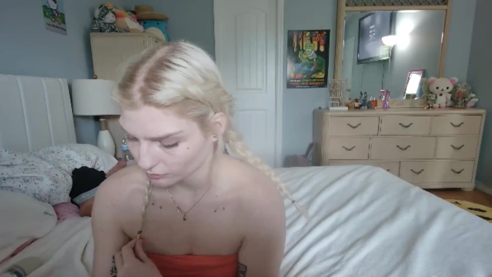 Gallery image thumbnail from DuckChan0's myfreecams stream on, 07/07/2024, 17:48 image 9 of 20