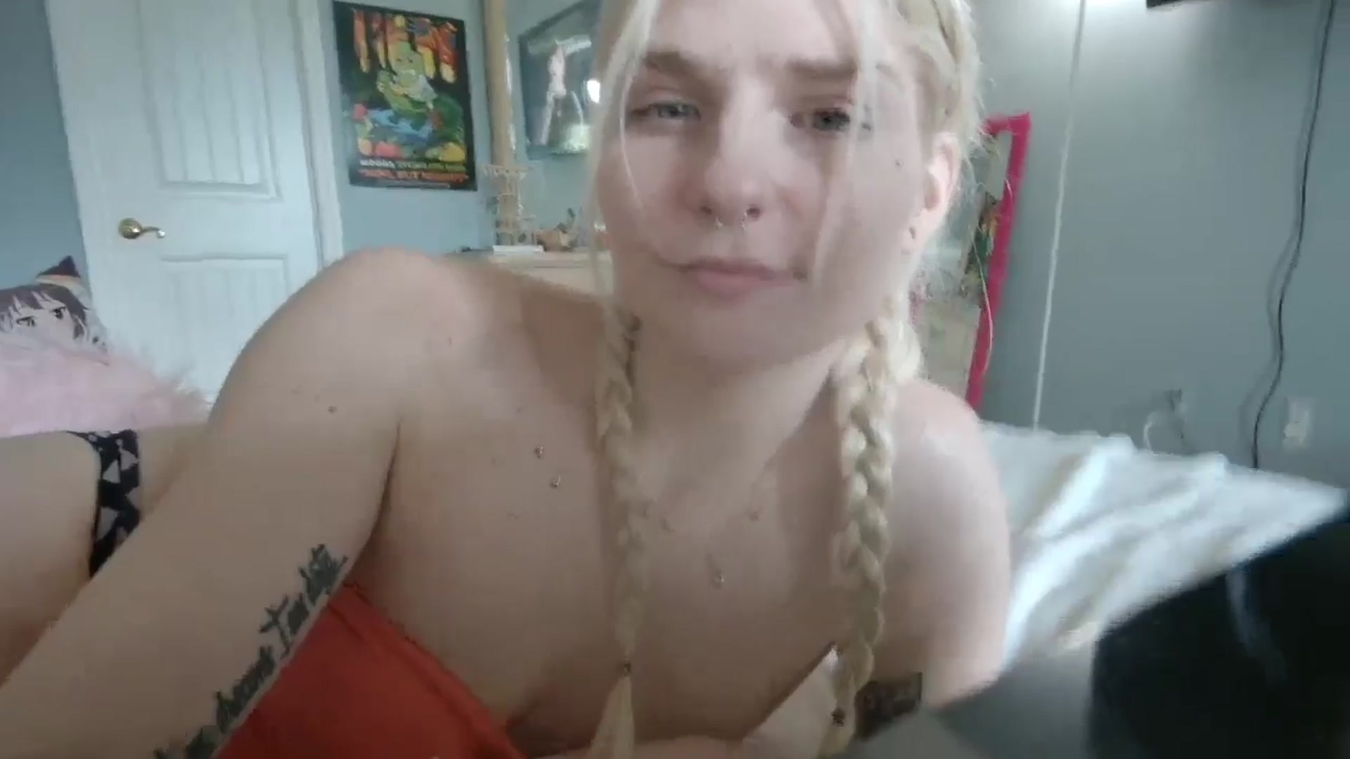 Gallery image thumbnail from DuckChan0's myfreecams stream on, 07/07/2024, 18:10 image 20 of 20