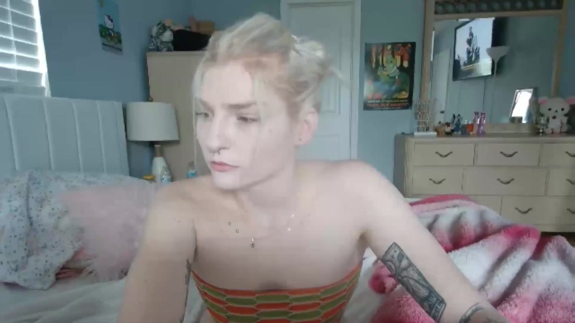 Gallery image thumbnail from DuckChan0's myfreecams stream on, 07/08/2024, 15:09 image 2 of 20