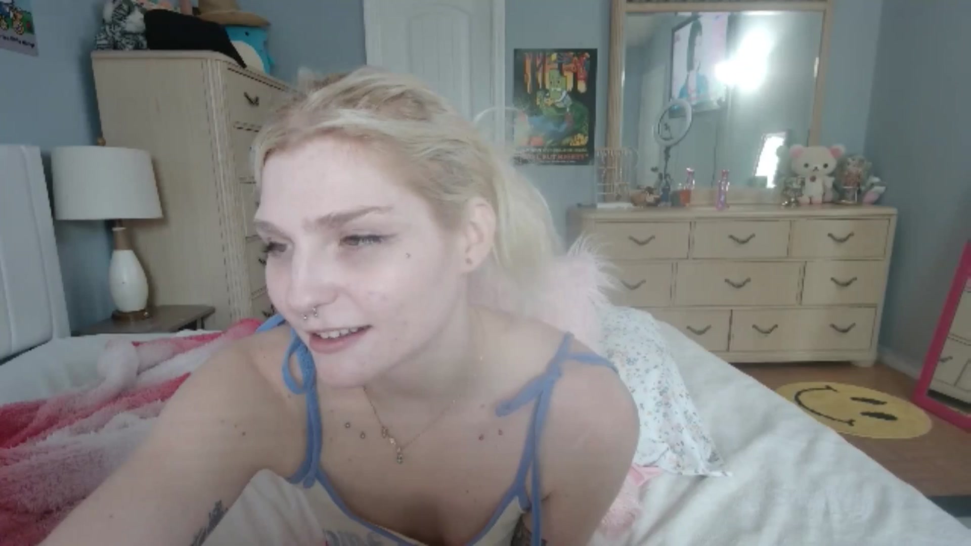 Gallery image thumbnail from DuckChan0's myfreecams stream on, 07/09/2024, 17:20 image 20 of 20