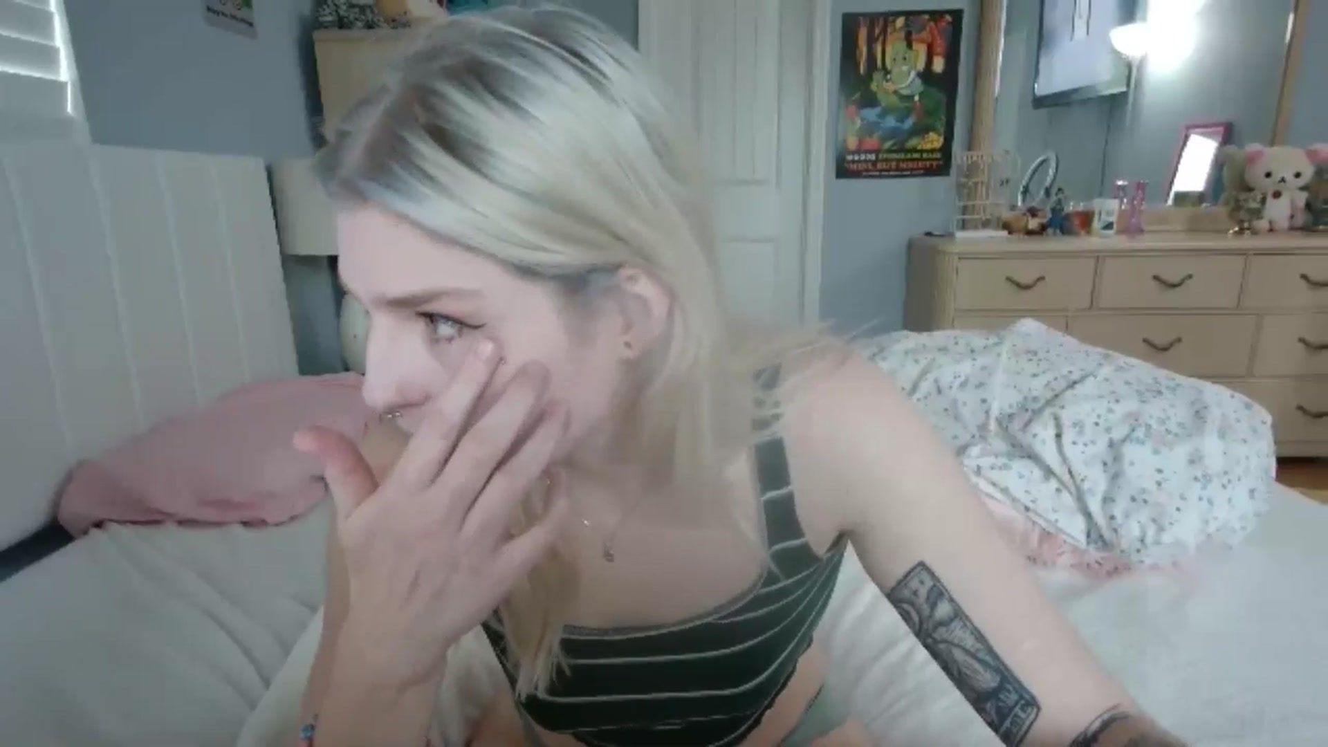 Gallery image thumbnail from DuckChan0's myfreecams stream on, 07/11/2024, 14:36 image 8 of 20