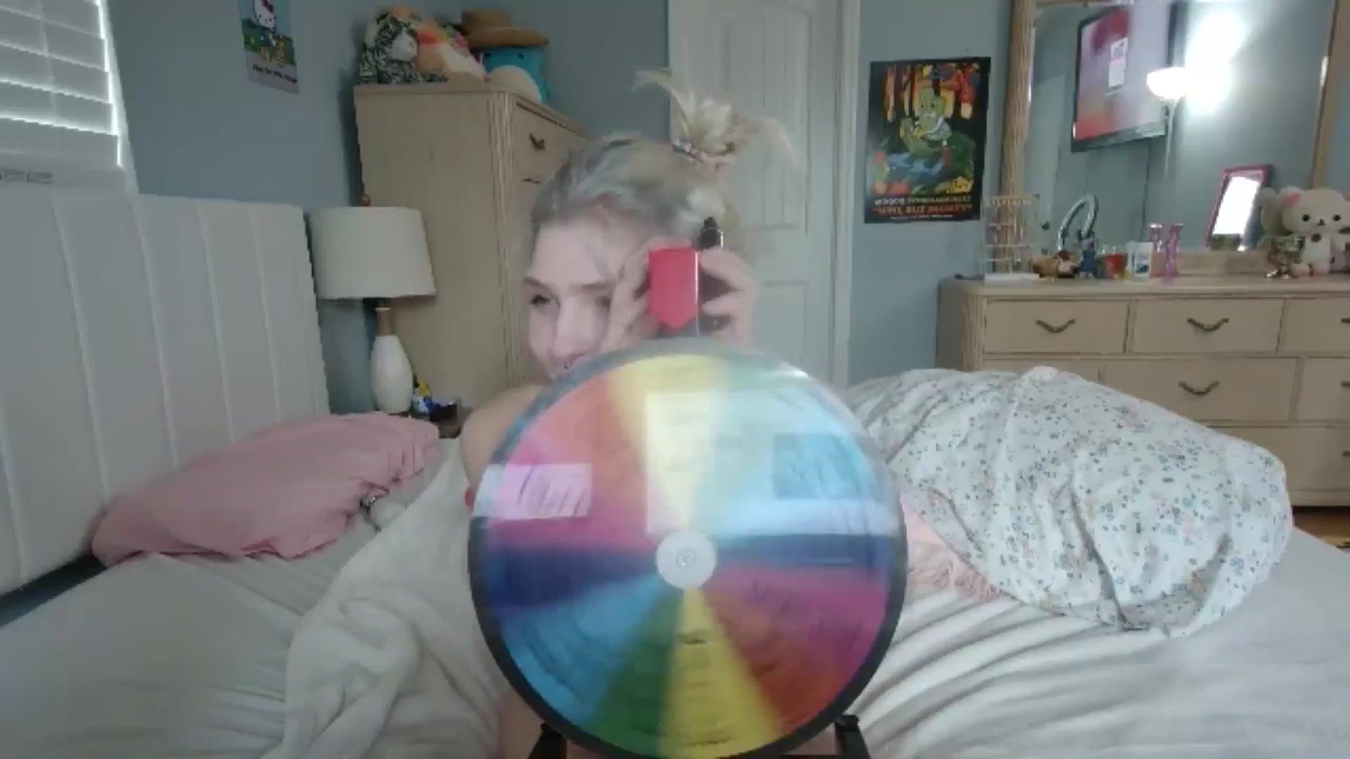 Gallery image thumbnail from DuckChan0's myfreecams stream on, 07/11/2024, 14:36 image 19 of 20
