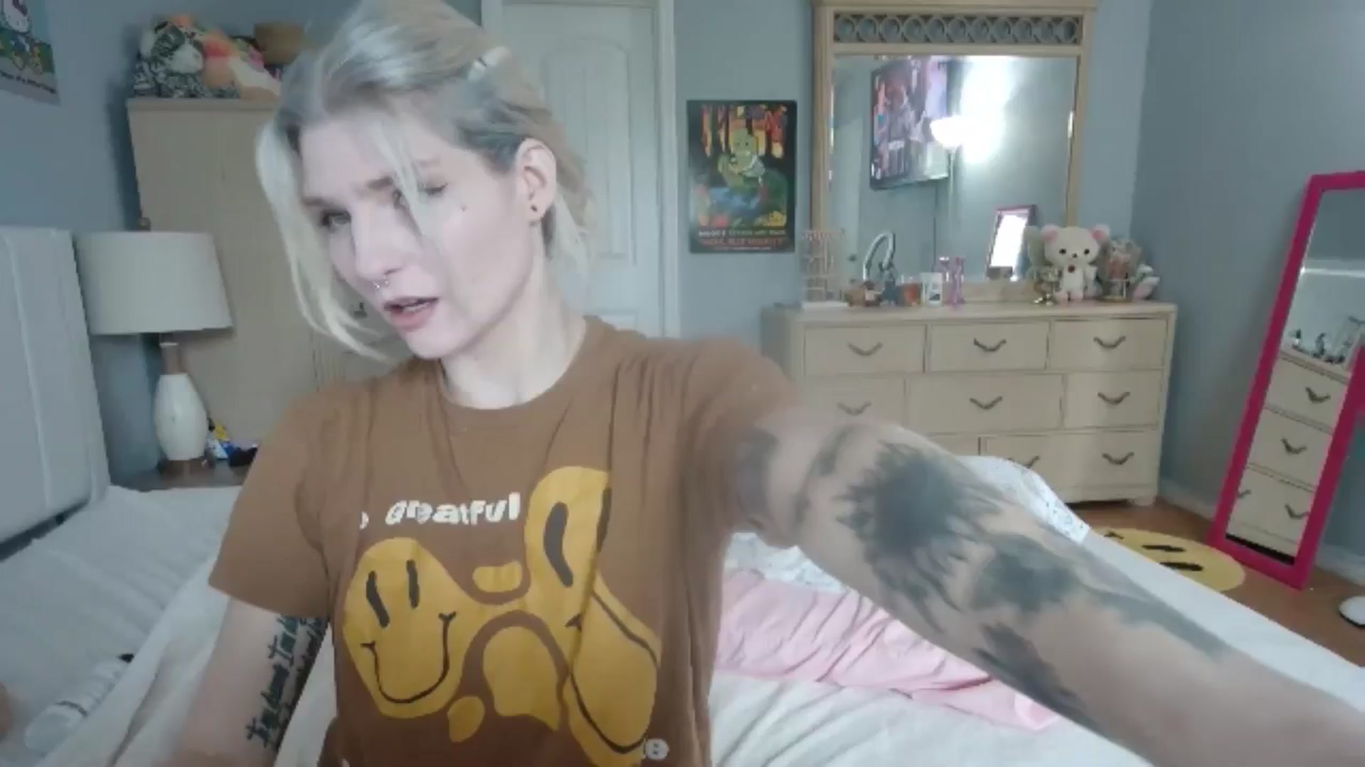 Gallery image thumbnail from DuckChan0's myfreecams stream on, 07/11/2024, 15:44 image 4 of 20