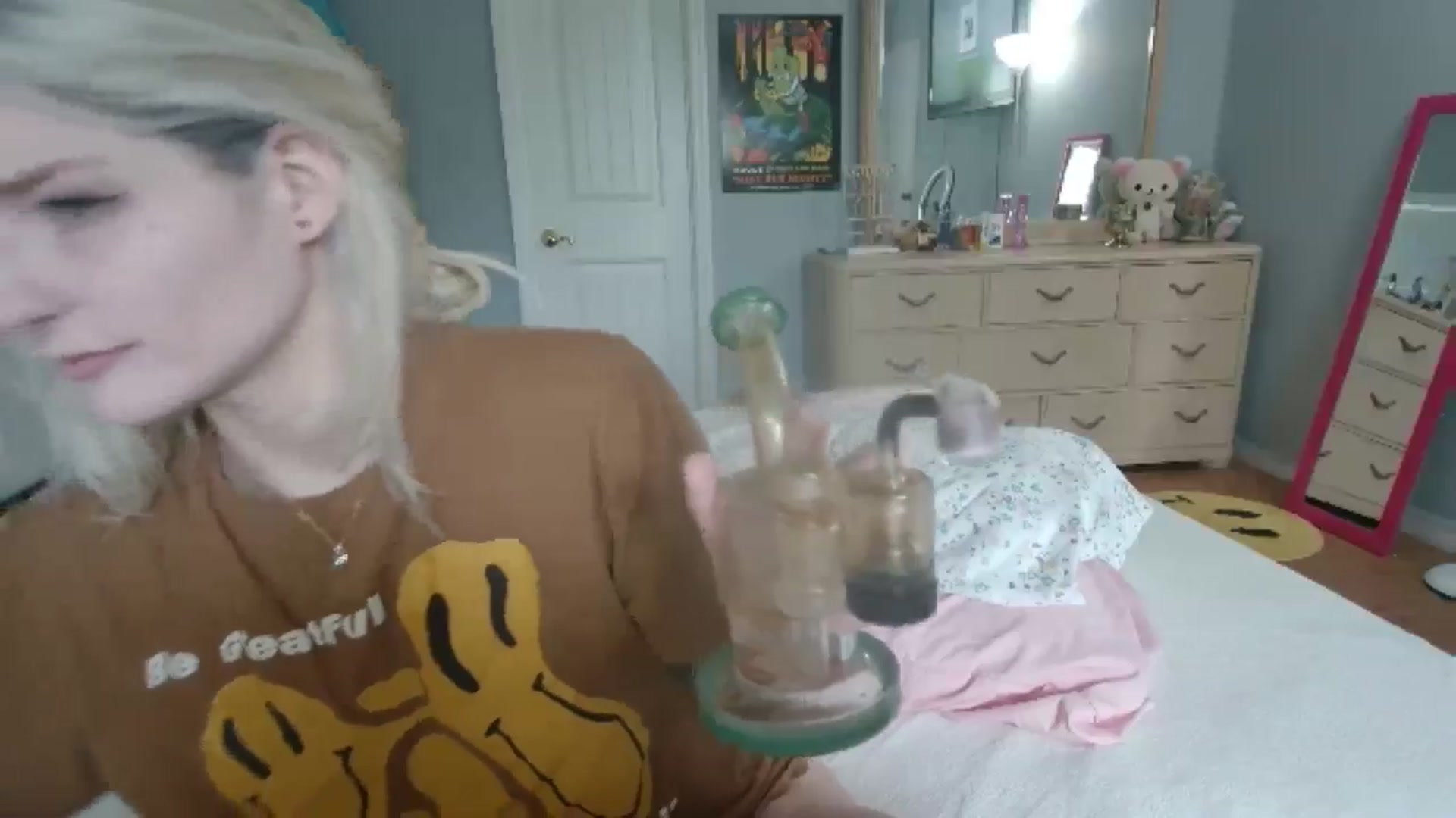 Gallery image thumbnail from DuckChan0's myfreecams stream on, 07/11/2024, 15:44 image 16 of 20