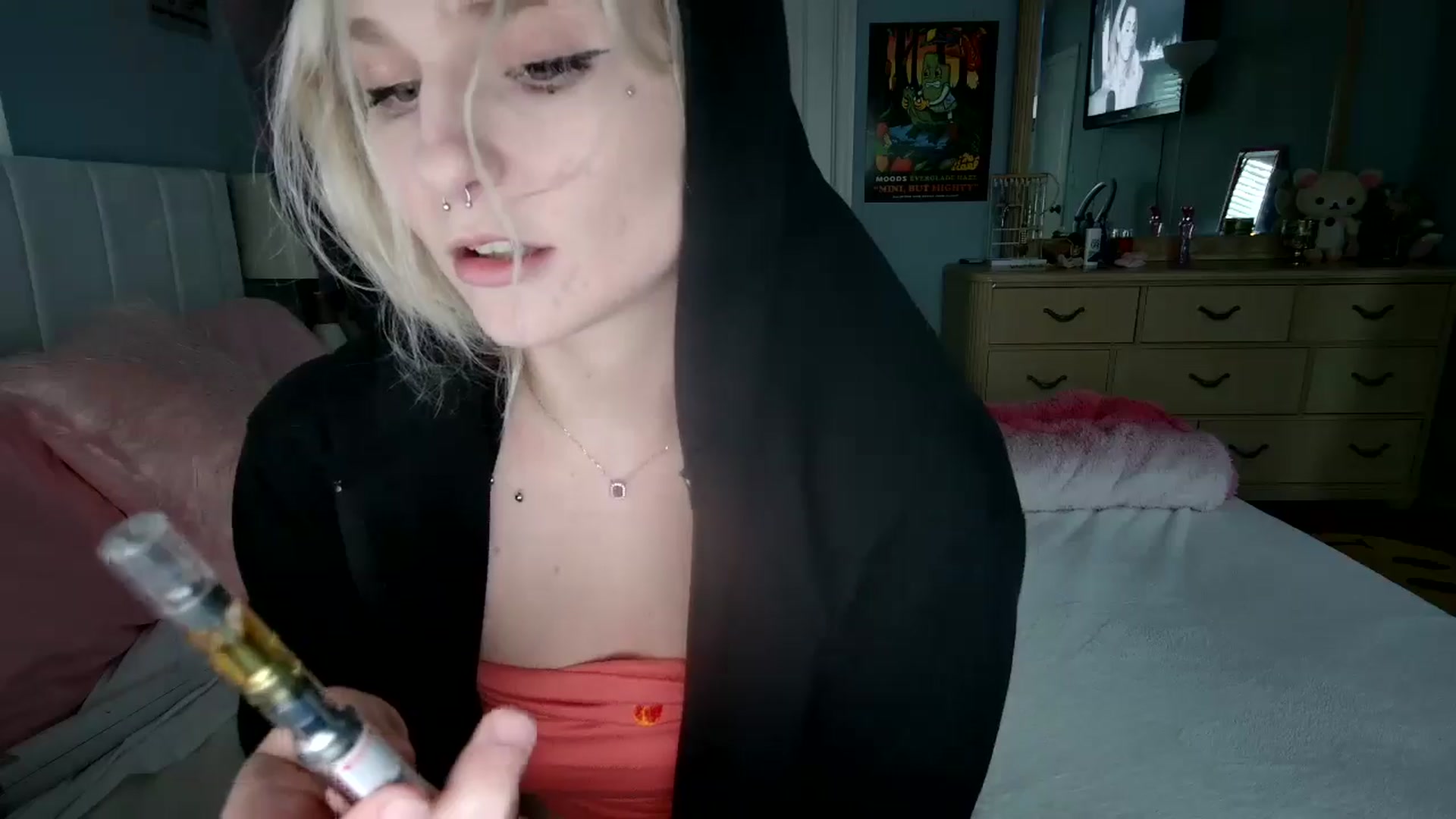 Gallery image thumbnail from DuckChan0's myfreecams stream on, 07/13/2024, 23:05 image 14 of 20