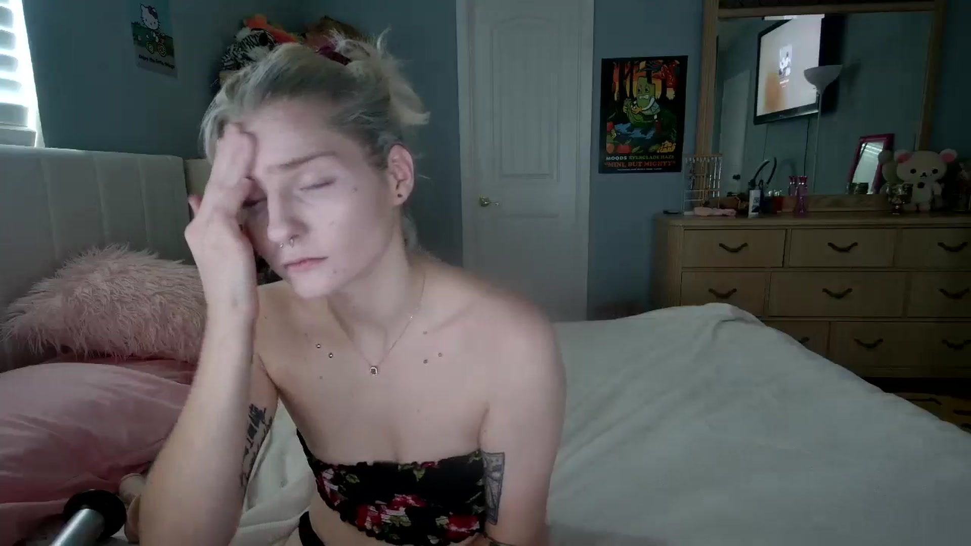Gallery image thumbnail from DuckChan0's myfreecams stream on, 07/15/2024, 14:16 image 3 of 20