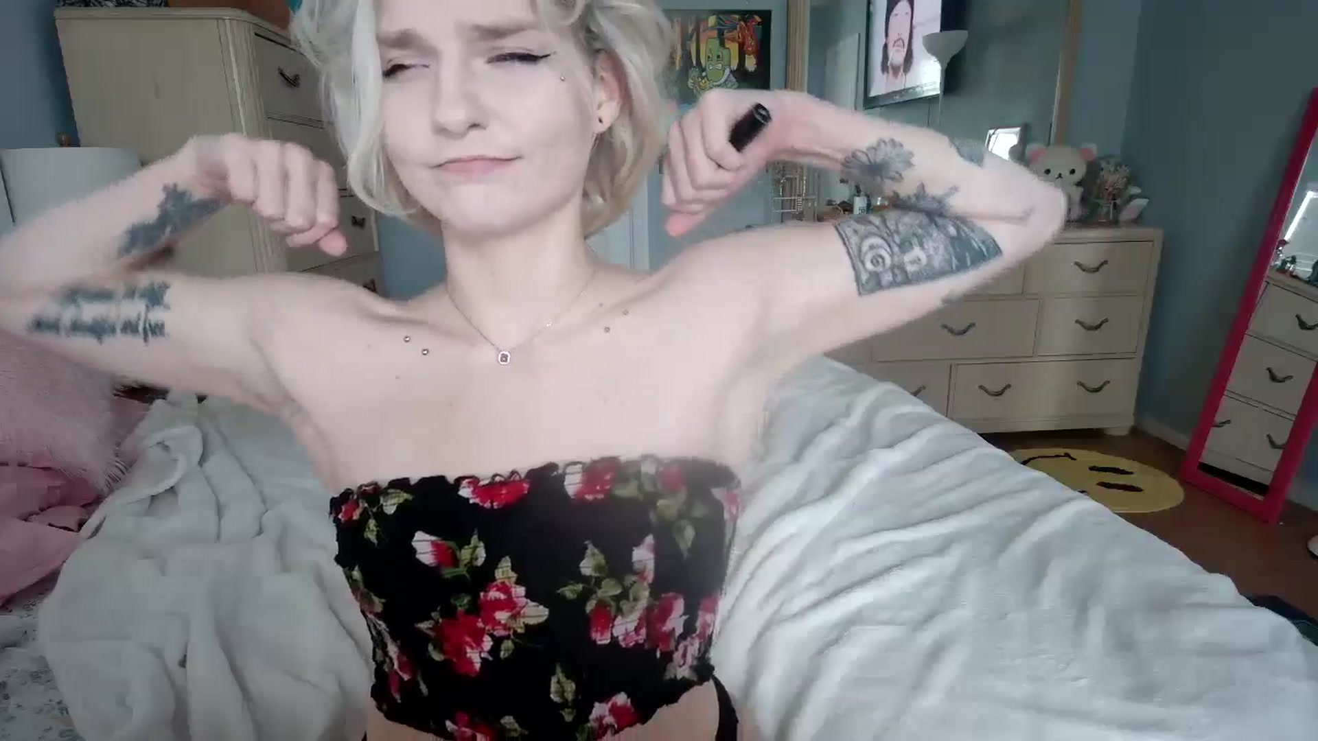 Gallery image thumbnail from DuckChan0's myfreecams stream on, 07/15/2024, 17:10 image 4 of 20