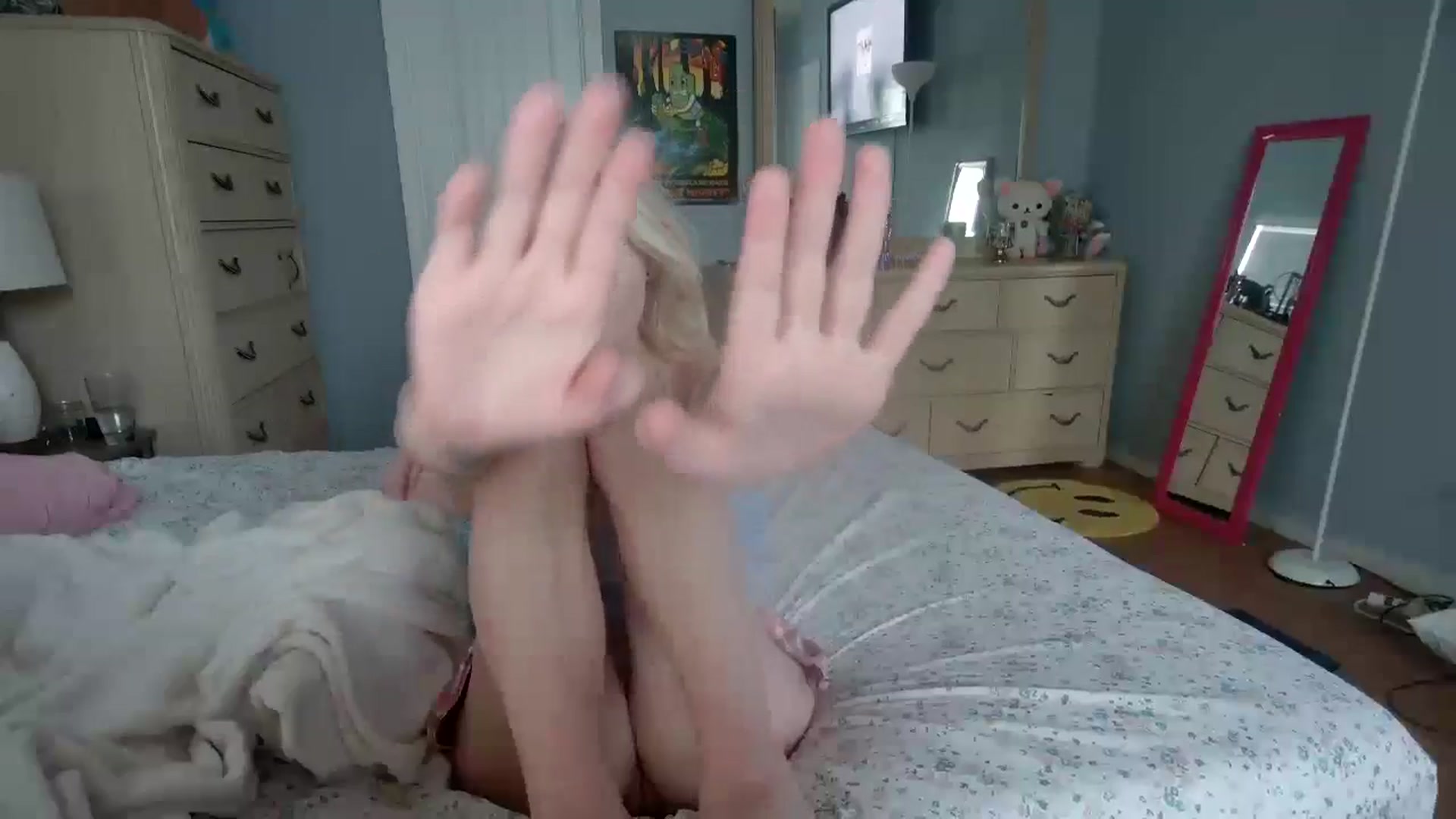 Gallery image thumbnail from DuckChan0's myfreecams stream on, 07/18/2024, 15:19 image 2 of 20