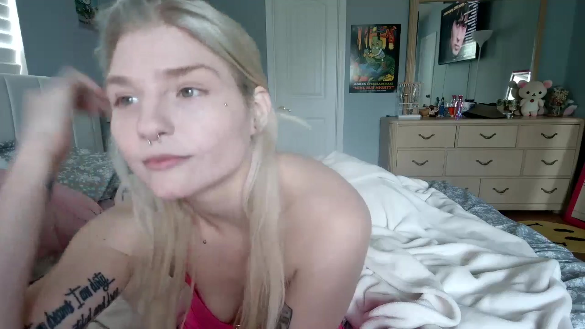 Gallery image thumbnail from DuckChan0's myfreecams stream on, 07/22/2024, 14:57 image 20 of 20