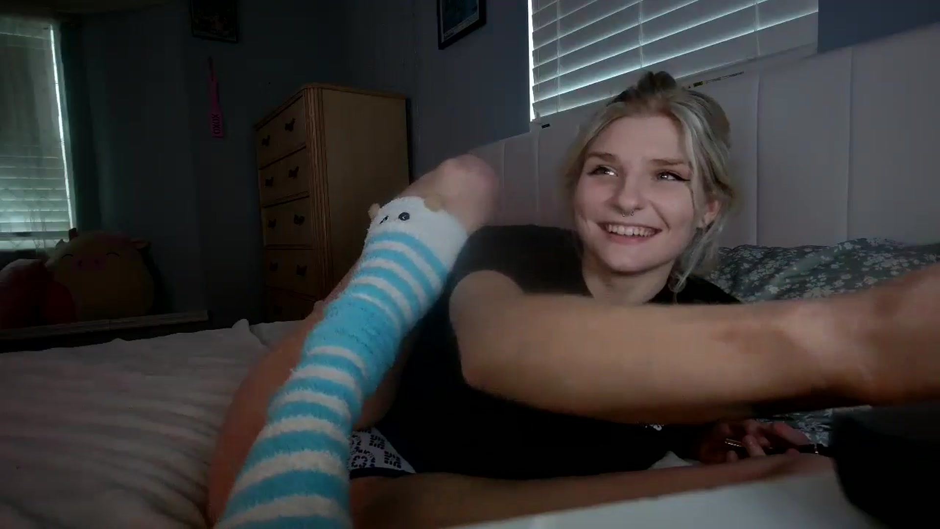 Gallery image thumbnail from DuckChan0's myfreecams stream on, 07/23/2024, 23:32 image 9 of 20