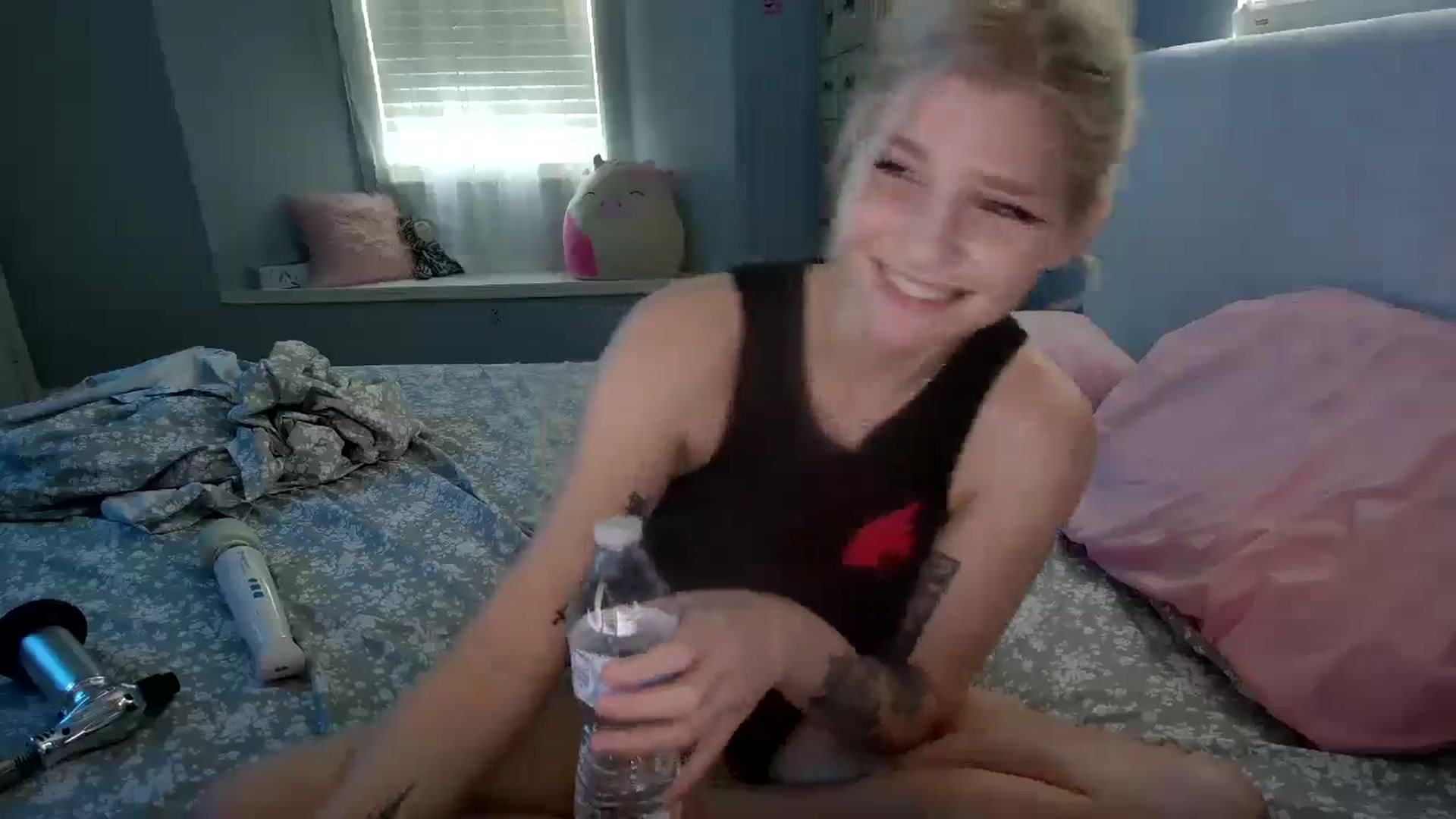 Gallery image thumbnail from DuckChan0's myfreecams stream on, 07/24/2024, 17:00 image 5 of 20