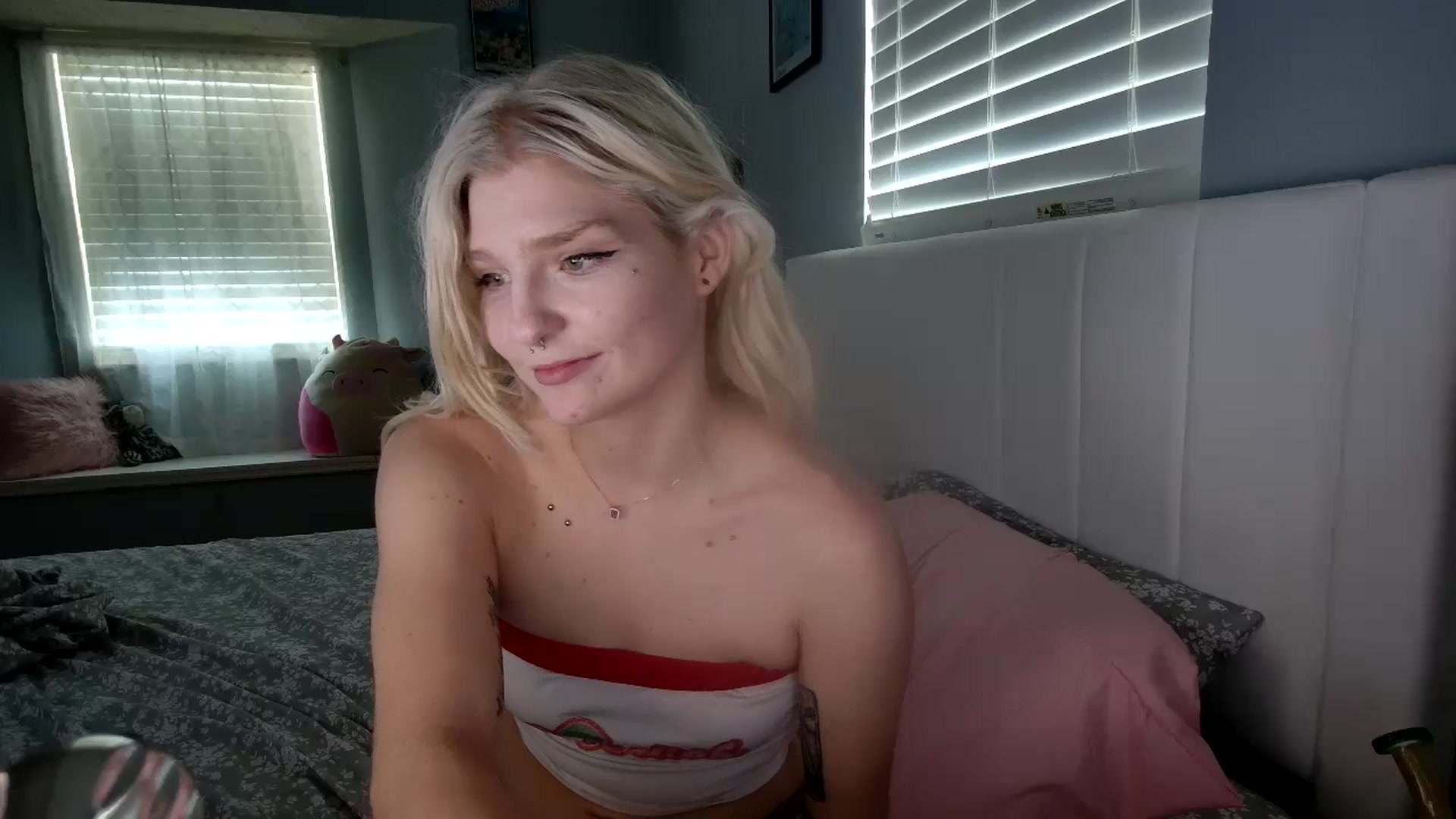 Gallery image thumbnail from DuckChan0's myfreecams stream on, 07/24/2024, 17:50 image 1 of 20