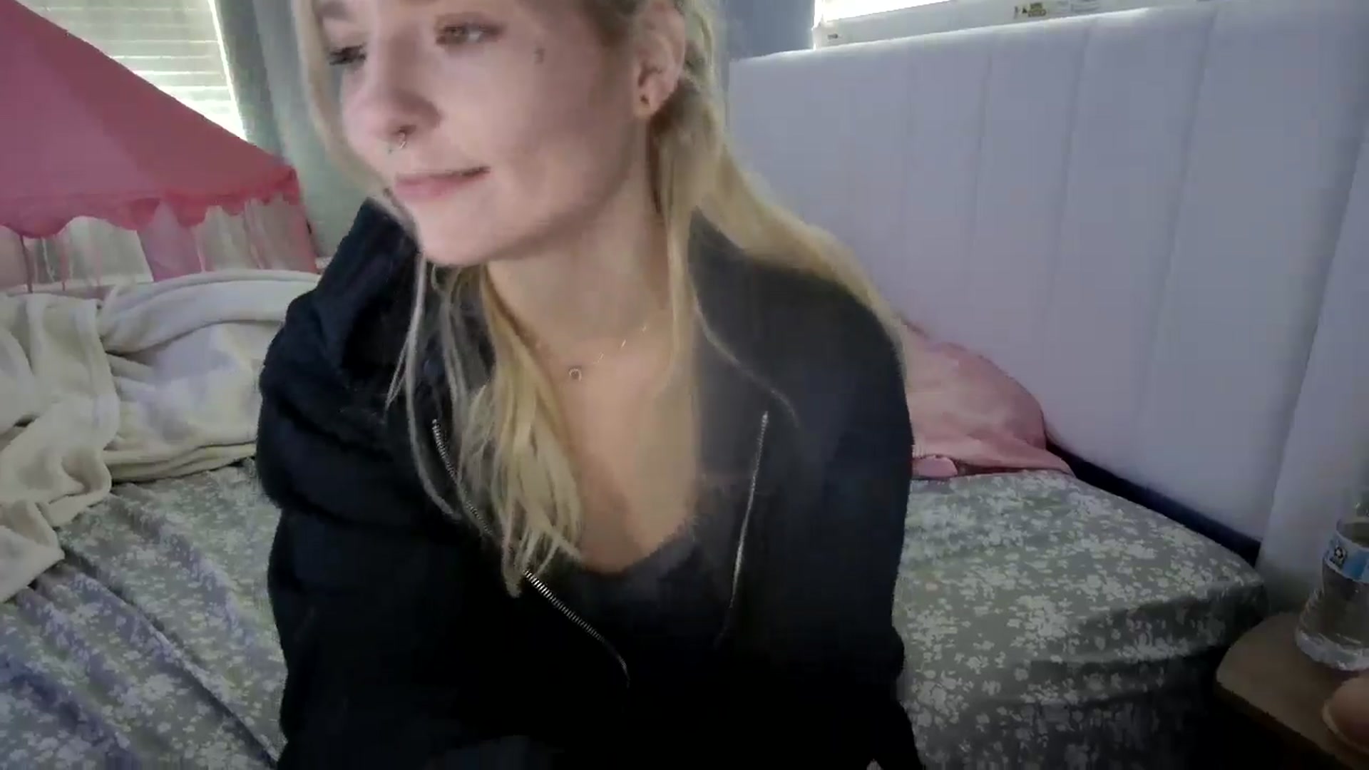 Gallery image thumbnail from DuckChan0's myfreecams stream on, 07/25/2024, 14:31 image 20 of 20