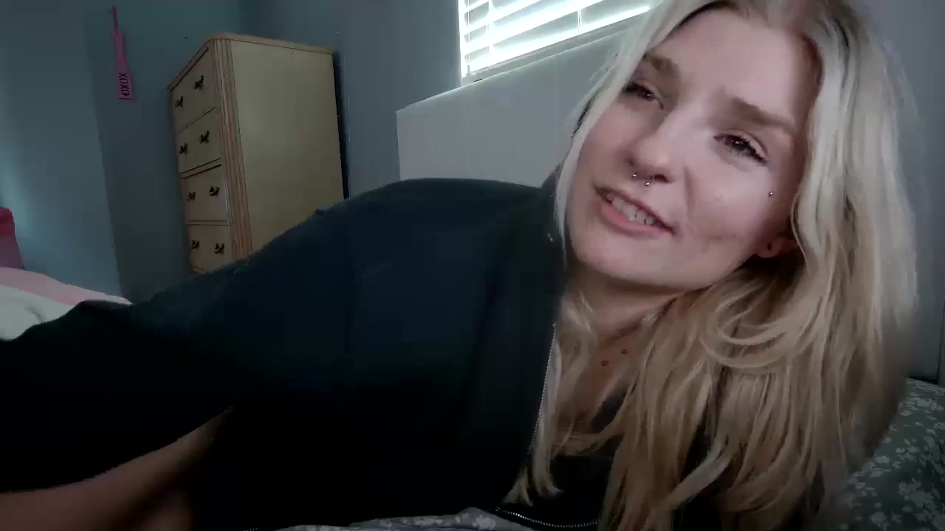 Gallery image thumbnail from DuckChan0's myfreecams stream on, 07/25/2024, 15:53 image 20 of 20