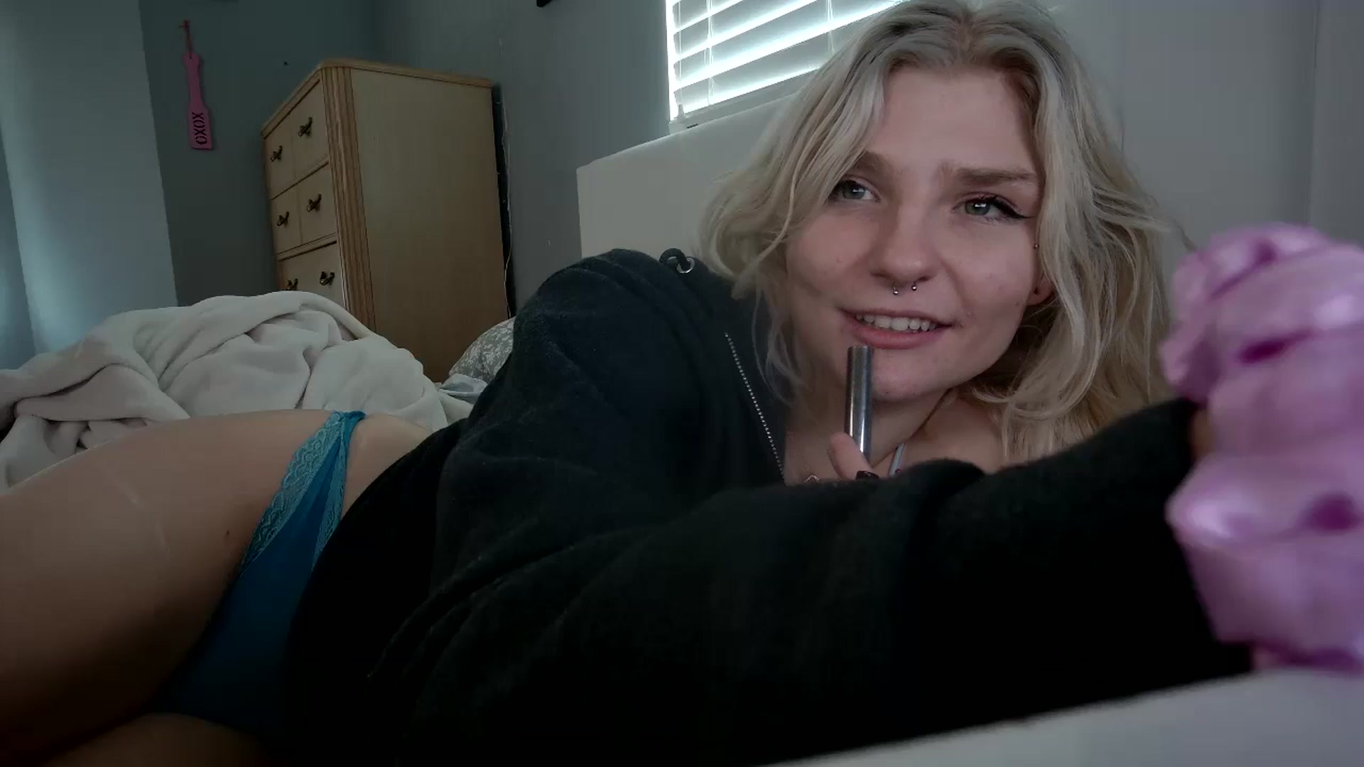 Gallery image thumbnail from DuckChan0's myfreecams stream on, 07/26/2024, 17:13 image 13 of 20