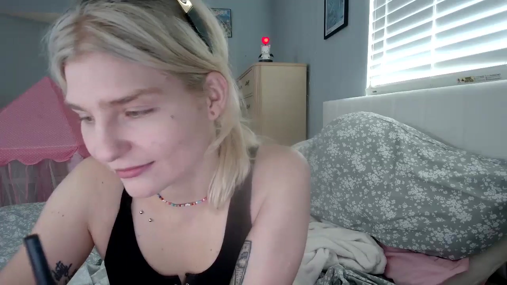 Gallery image thumbnail from DuckChan0's myfreecams stream on, 07/30/2024, 15:03 image 2 of 20