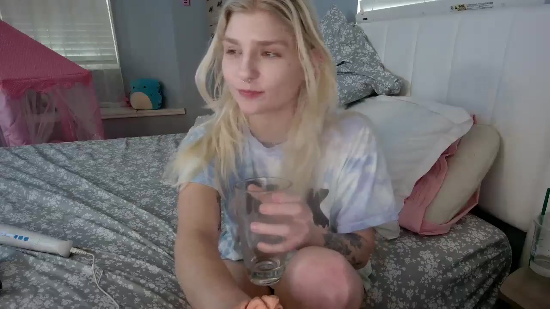 Gallery image thumbnail from DuckChan0's myfreecams stream on, 07/30/2024, 22:45 image 6 of 20