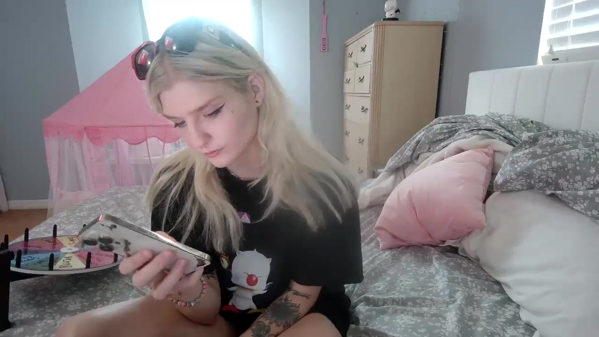 Gallery image thumbnail from DuckChan0's myfreecams stream on, 07/31/2024, 15:34 image 3 of 20