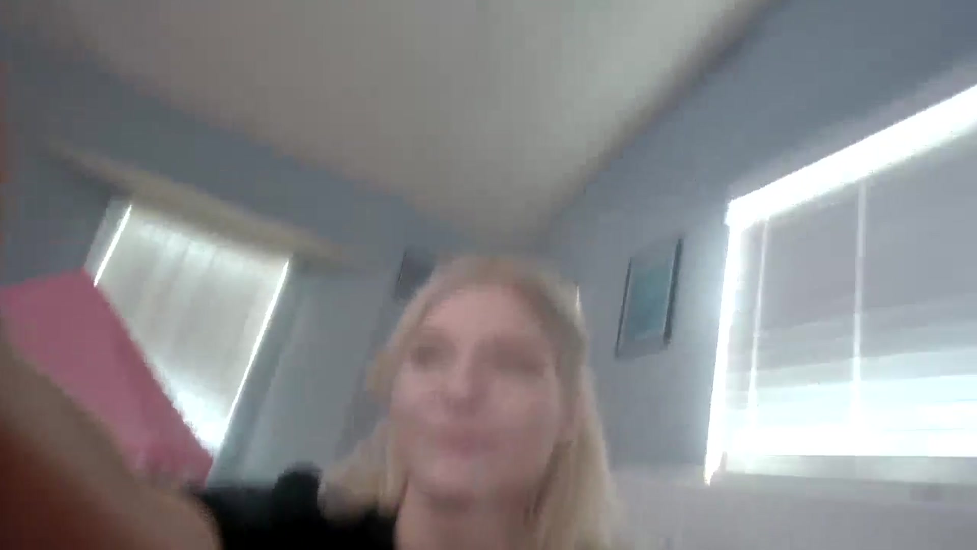 Gallery image thumbnail from DuckChan0's myfreecams stream on, 07/31/2024, 15:34 image 19 of 20