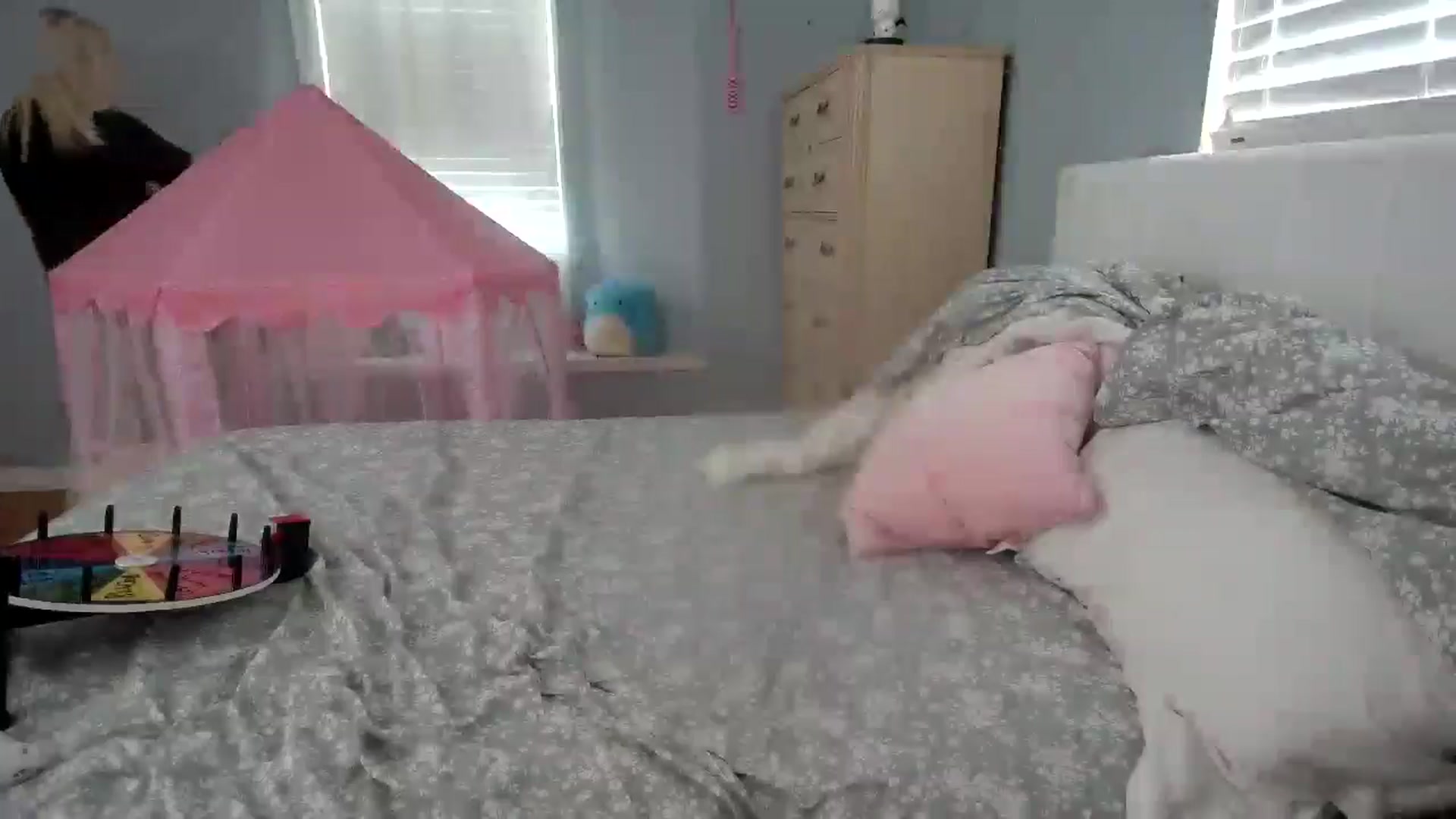 Gallery image thumbnail from DuckChan0's myfreecams stream on, 07/31/2024, 15:34 image 13 of 20