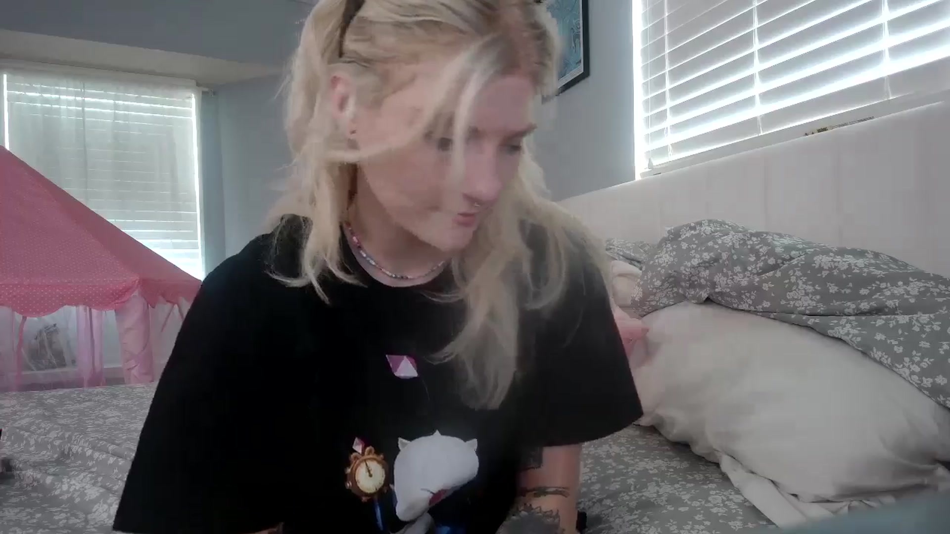 Gallery image thumbnail from DuckChan0's myfreecams stream on, 07/31/2024, 15:34 image 20 of 20