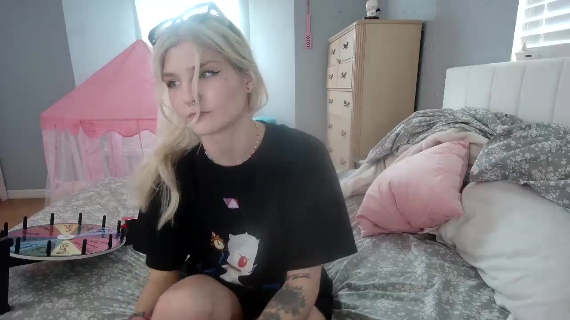 Gallery image thumbnail from DuckChan0's myfreecams stream on, 07/31/2024, 15:34 image 2 of 20