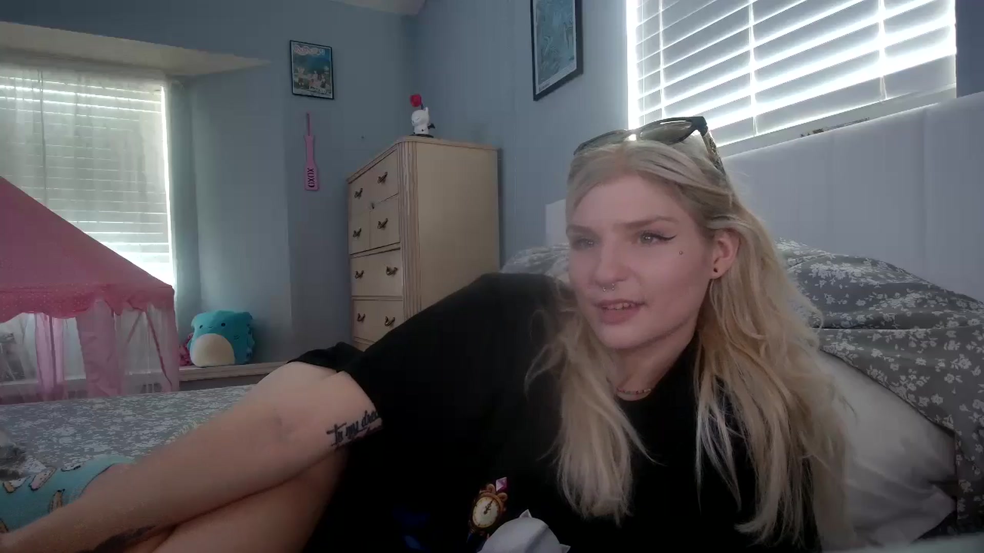 Gallery image thumbnail from DuckChan0's myfreecams stream on, 07/31/2024, 16:18 image 2 of 20