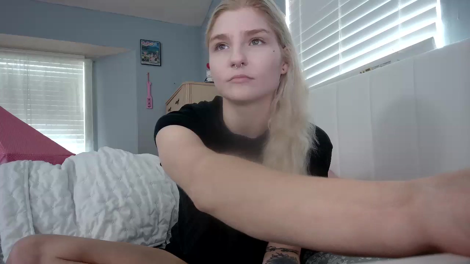 Gallery image thumbnail from DuckChan0's myfreecams stream on, 08/07/2024, 13:40 image 13 of 20