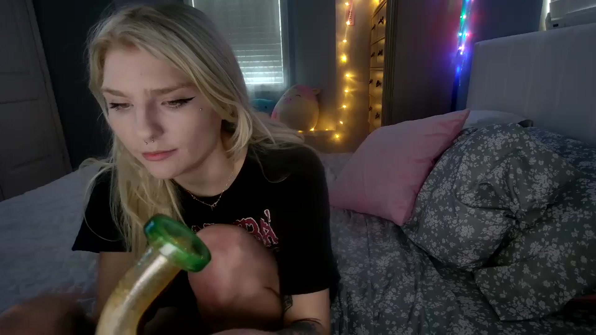 Gallery image thumbnail from DuckChan0's myfreecams stream on, 08/09/2024, 23:27 image 1 of 20