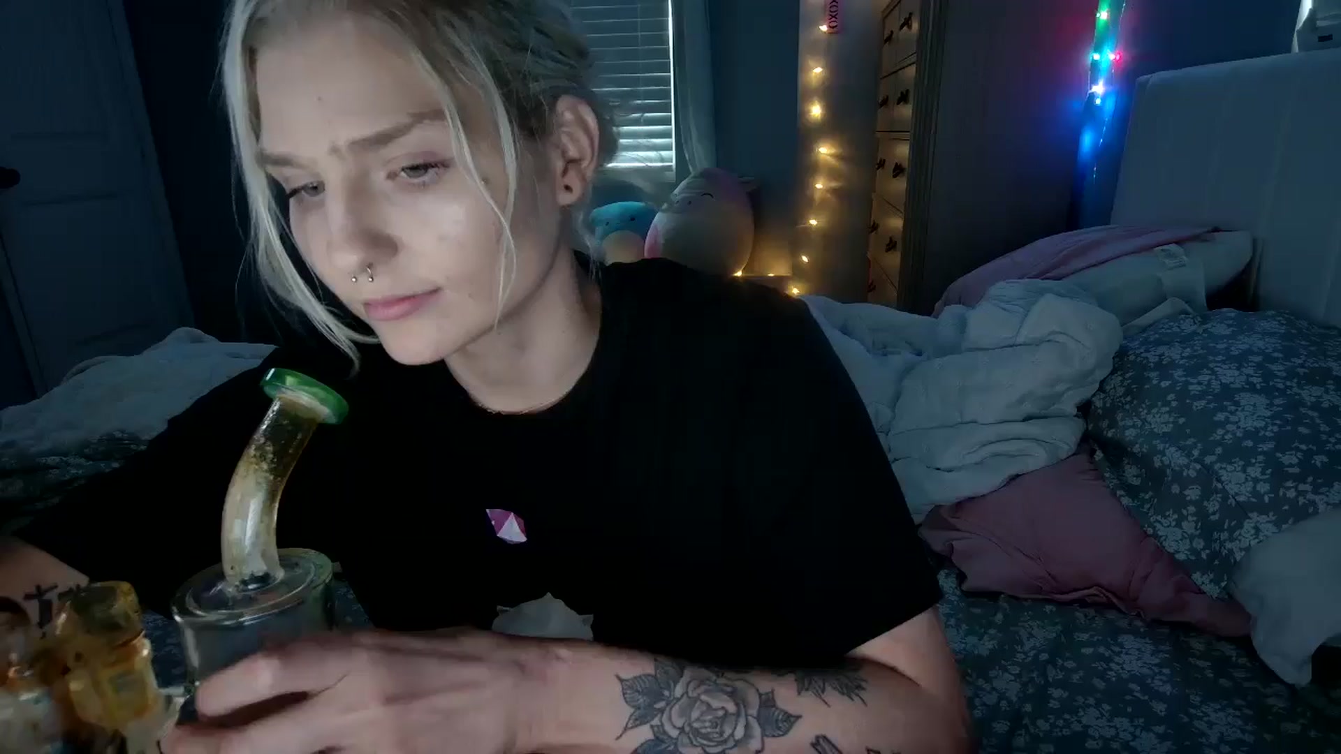 Gallery image thumbnail from DuckChan0's myfreecams stream on, 08/11/2024, 23:02 image 1 of 20
