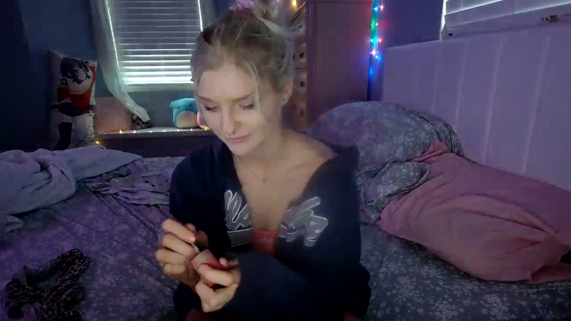 Gallery image thumbnail from DuckChan0's myfreecams stream on, 08/12/2024, 18:26 image 16 of 20