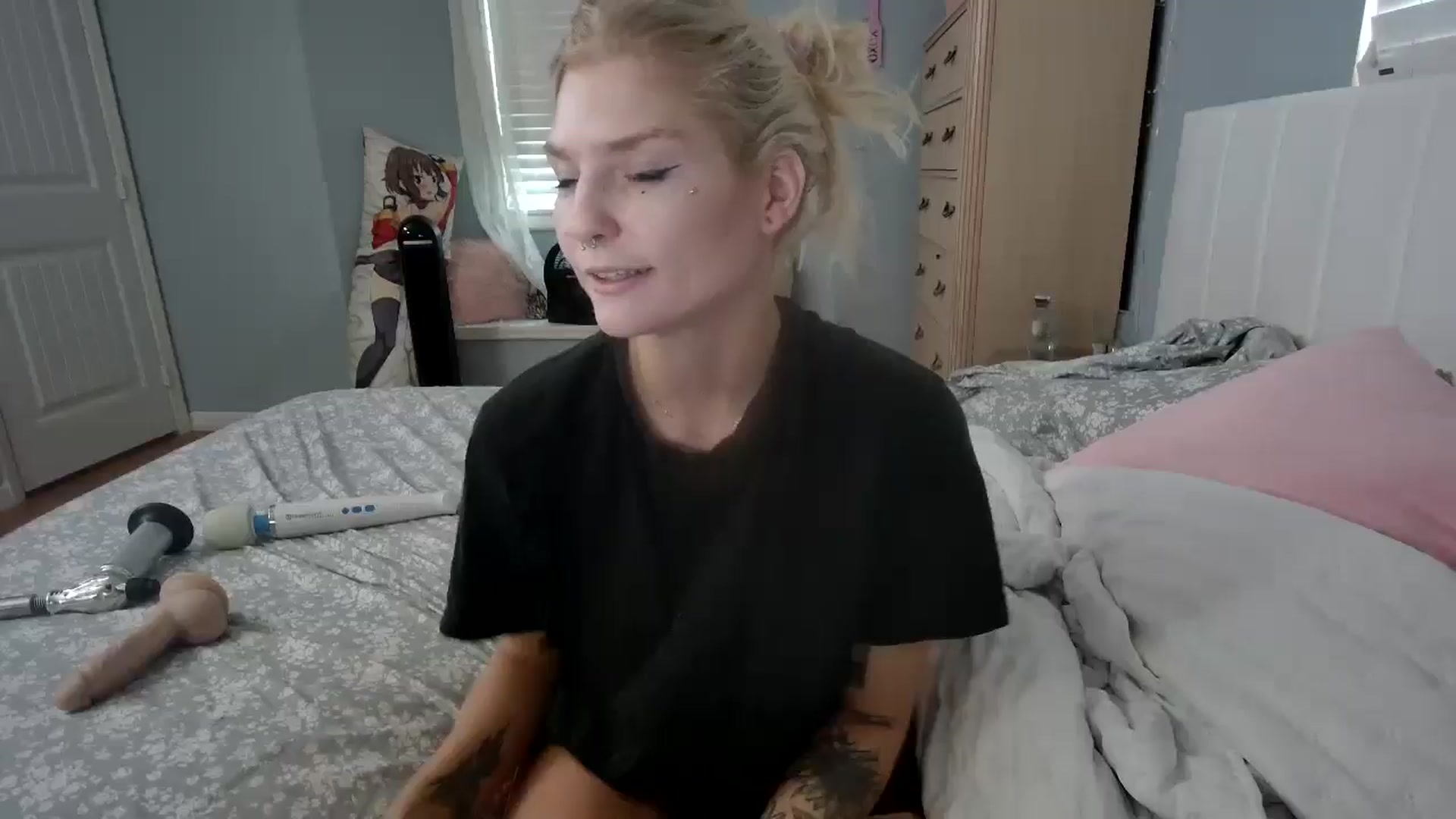 Gallery image thumbnail from DuckChan0's myfreecams stream on, 08/14/2024, 15:35 image 2 of 20