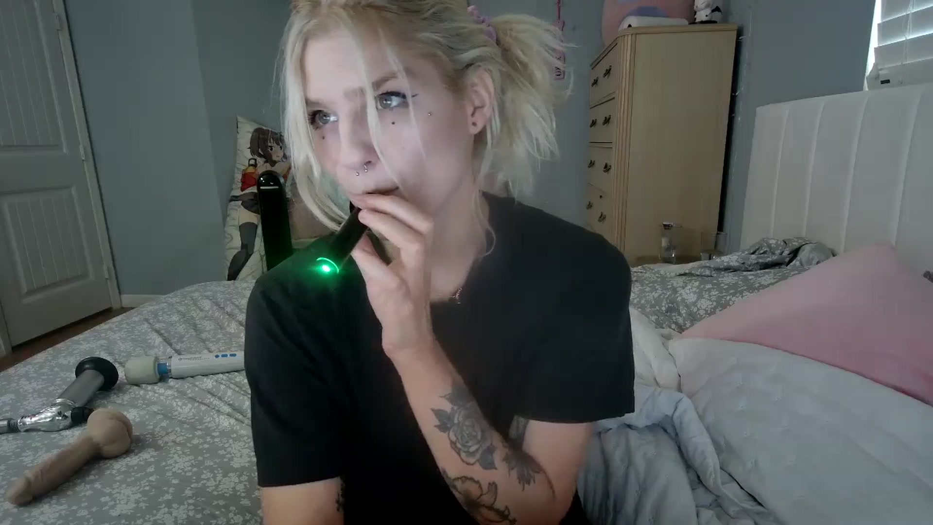 Gallery image thumbnail from DuckChan0's myfreecams stream on, 08/14/2024, 15:35 image 8 of 20