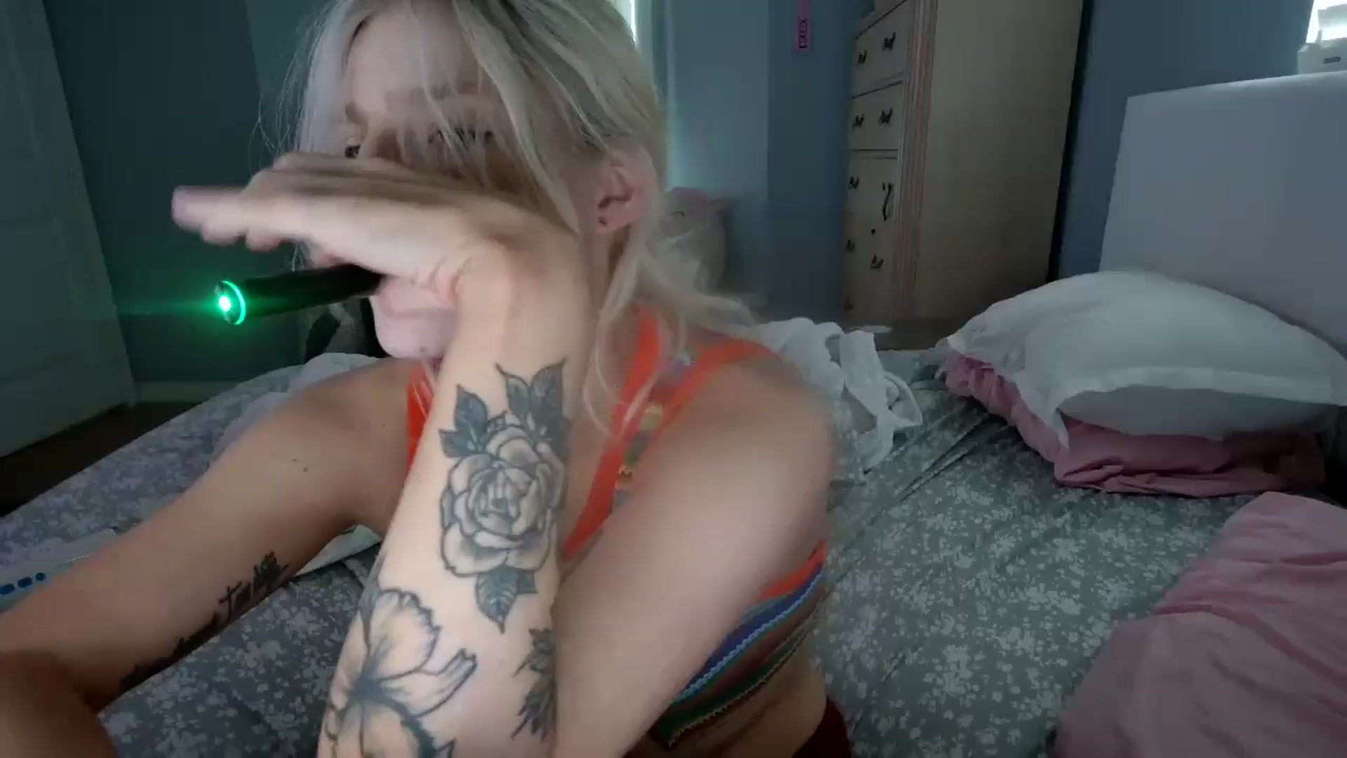 Gallery image thumbnail from DuckChan0's myfreecams stream on, 08/15/2024, 16:30 image 11 of 20