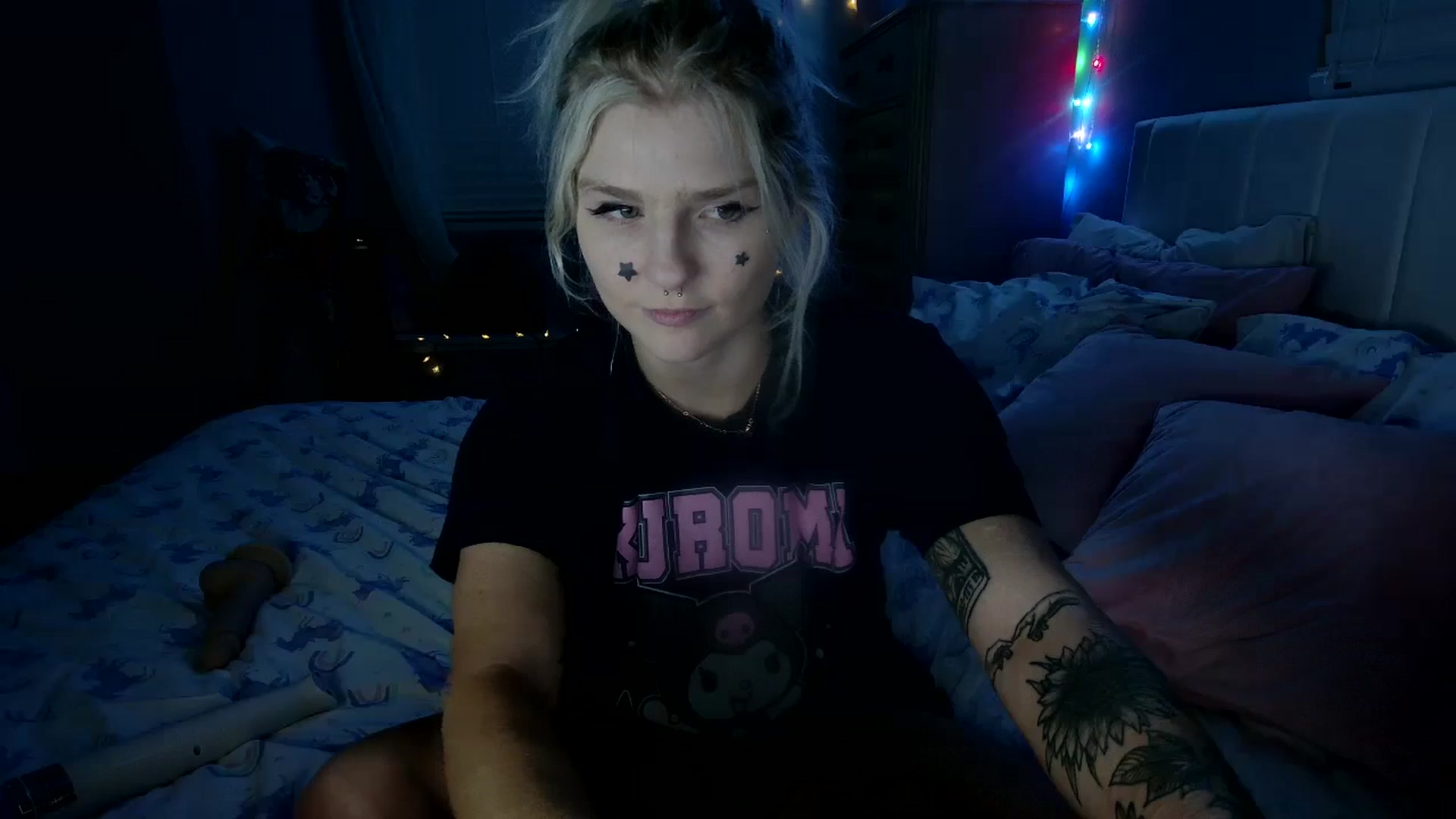 Gallery image thumbnail from DuckChan0's myfreecams stream on, 08/19/2024, 24:32 image 9 of 20