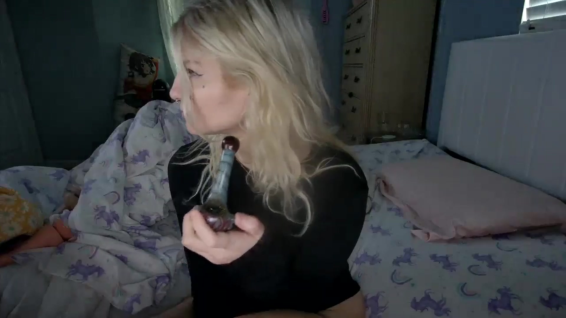 Gallery image thumbnail from DuckChan0's myfreecams stream on, 08/21/2024, 15:08 image 12 of 20