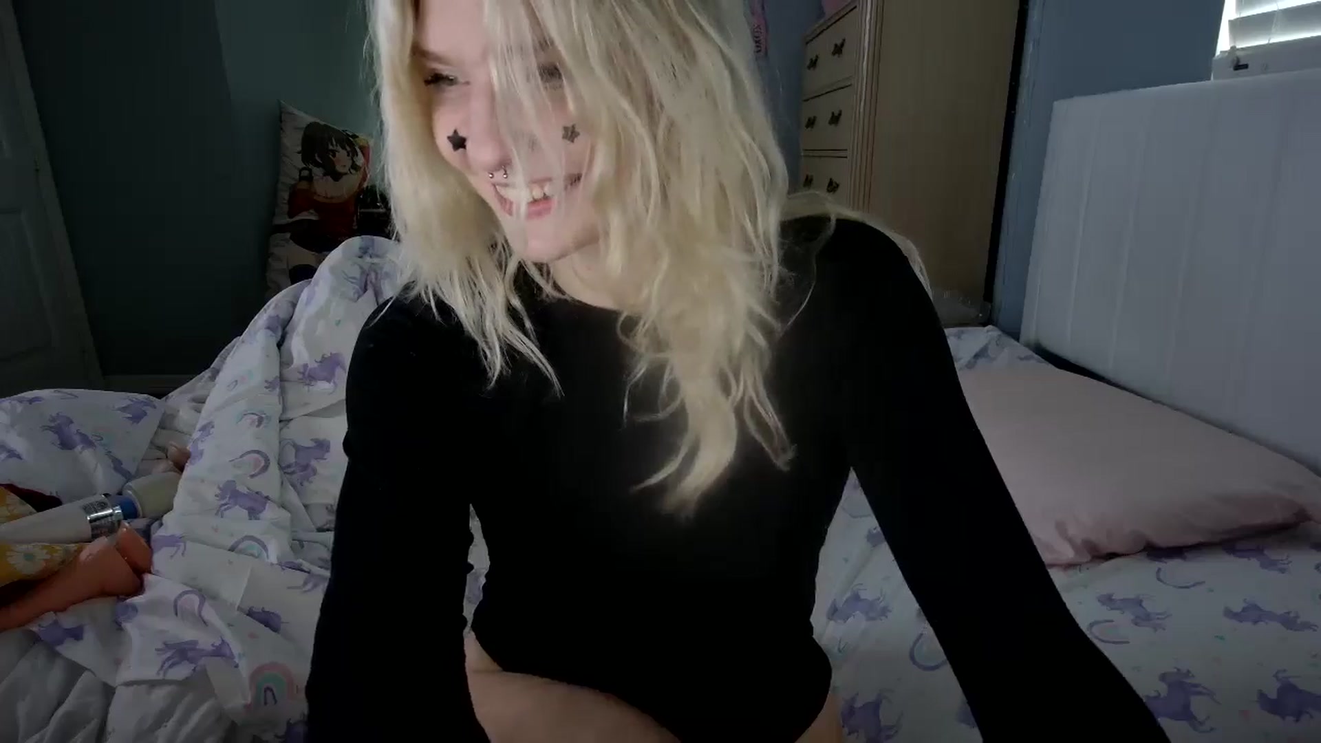 Gallery image thumbnail from DuckChan0's myfreecams stream on, 08/21/2024, 15:08 image 13 of 20