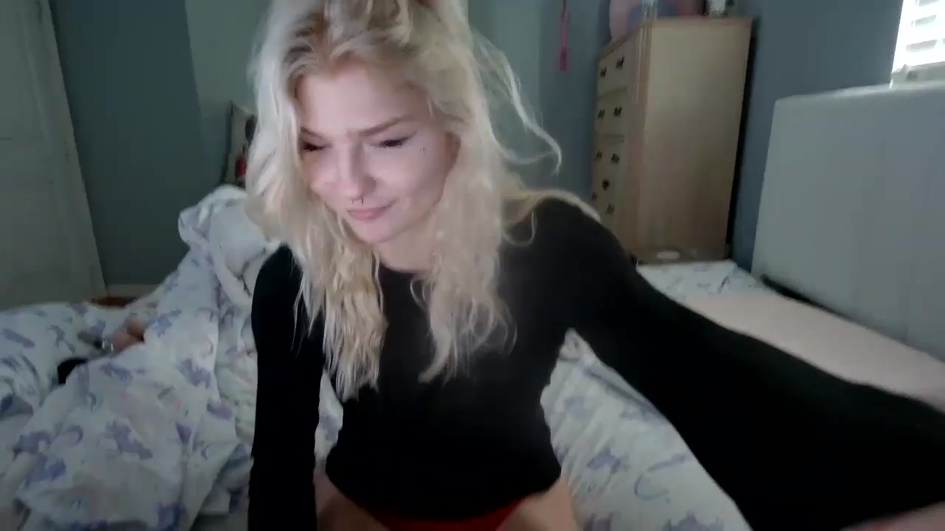 Gallery image thumbnail from DuckChan0's myfreecams stream on, 08/21/2024, 15:08 image 1 of 20