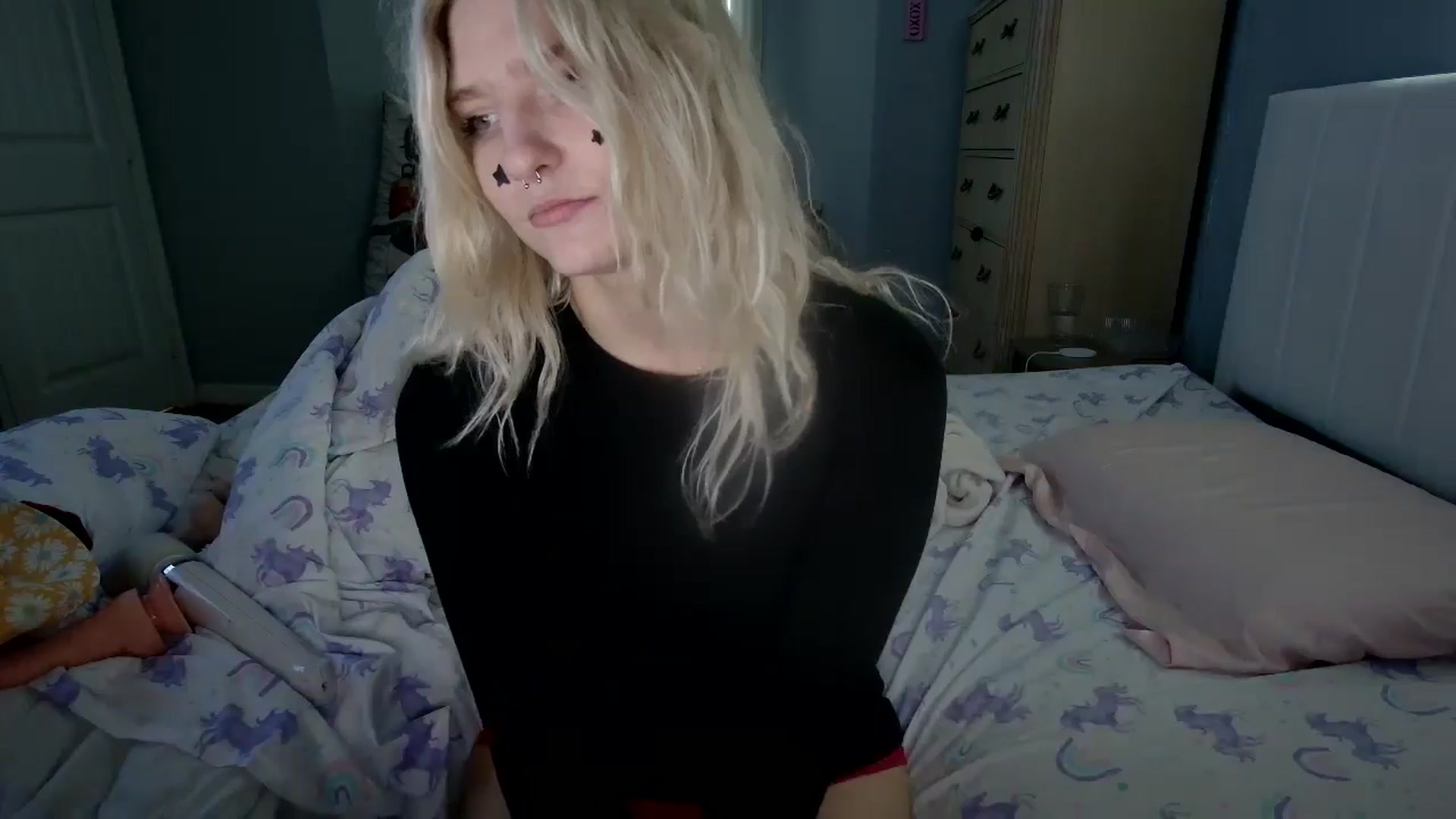 Gallery image thumbnail from DuckChan0's myfreecams stream on, 08/21/2024, 15:08 image 17 of 20