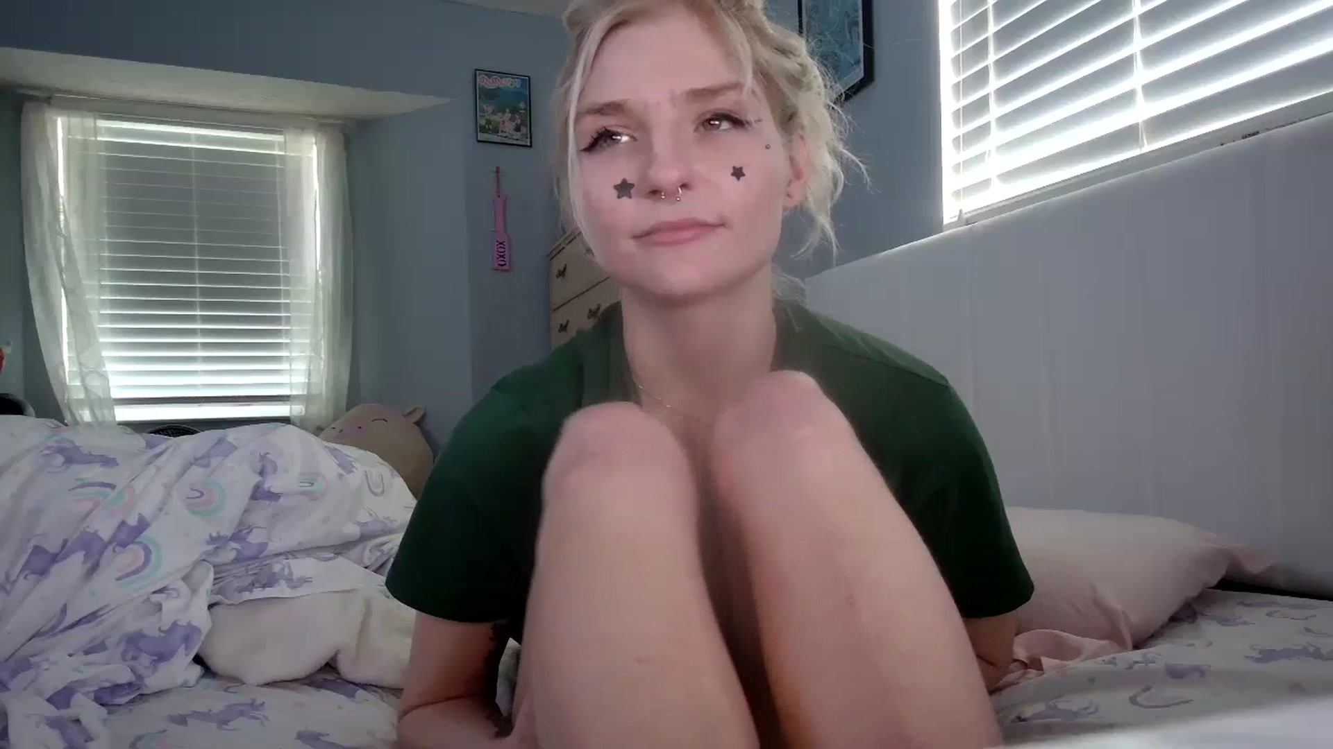 Gallery image thumbnail from DuckChan0's myfreecams stream on, 08/21/2024, 17:41 image 5 of 20