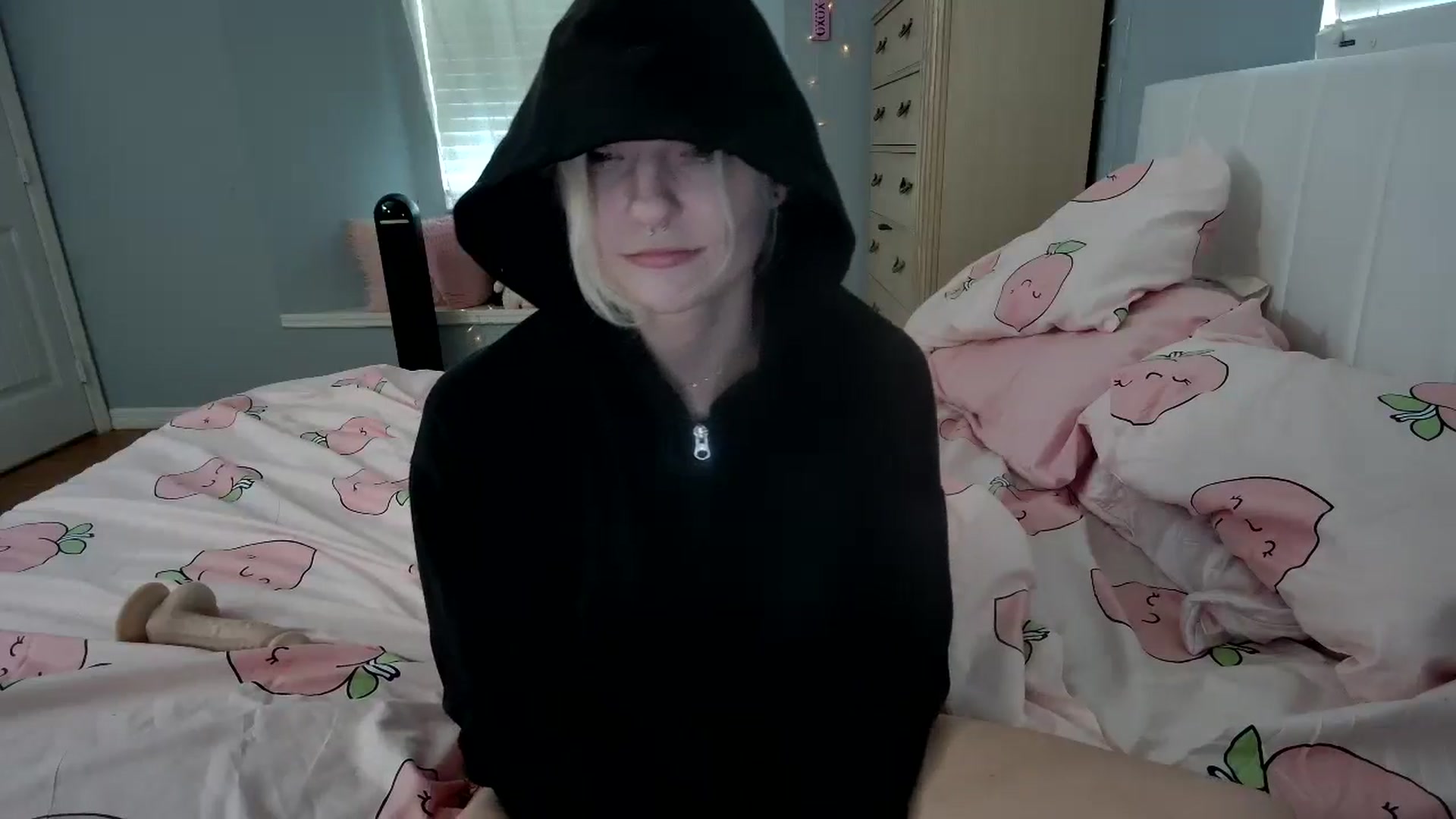 Gallery image thumbnail from DuckChan0's myfreecams stream on, 08/23/2024, 19:06 image 2 of 20