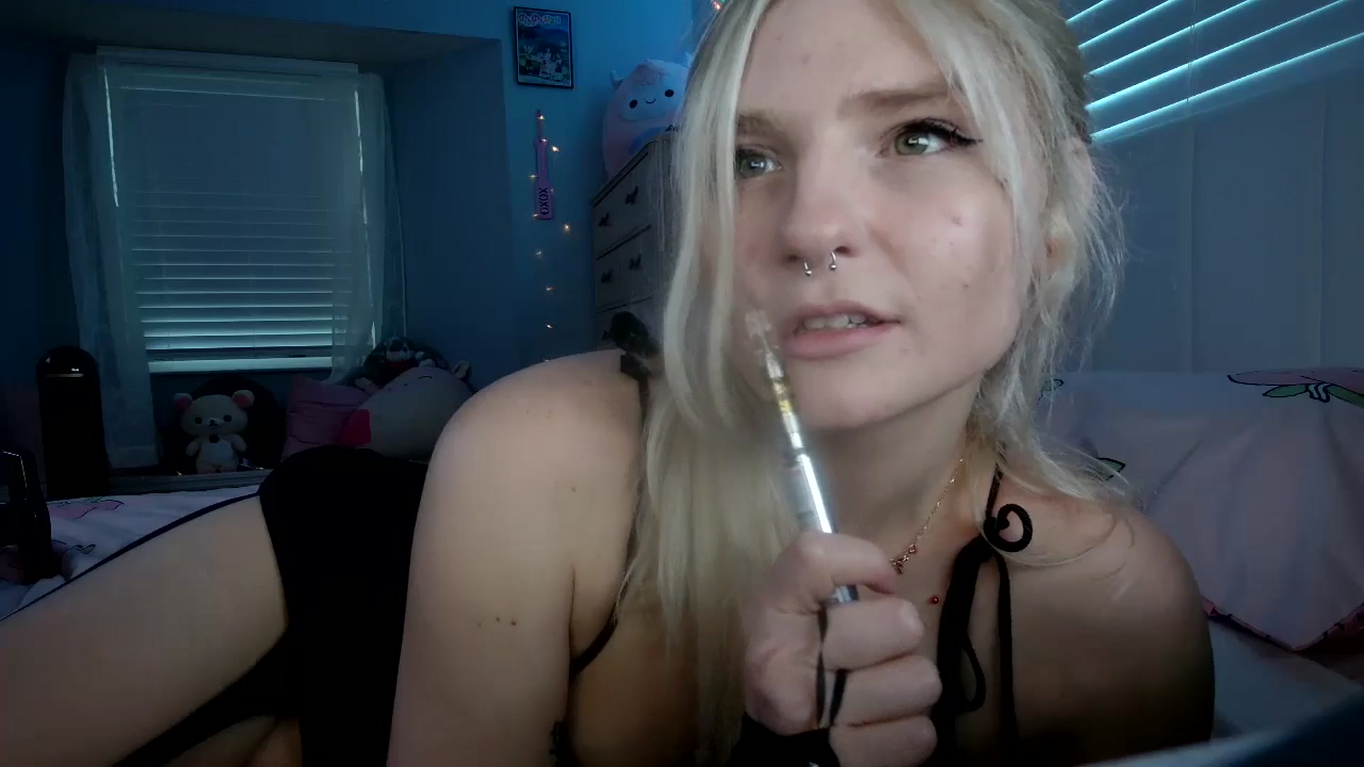 Gallery image thumbnail from DuckChan0's myfreecams stream on, 08/24/2024, 23:41 image 8 of 20
