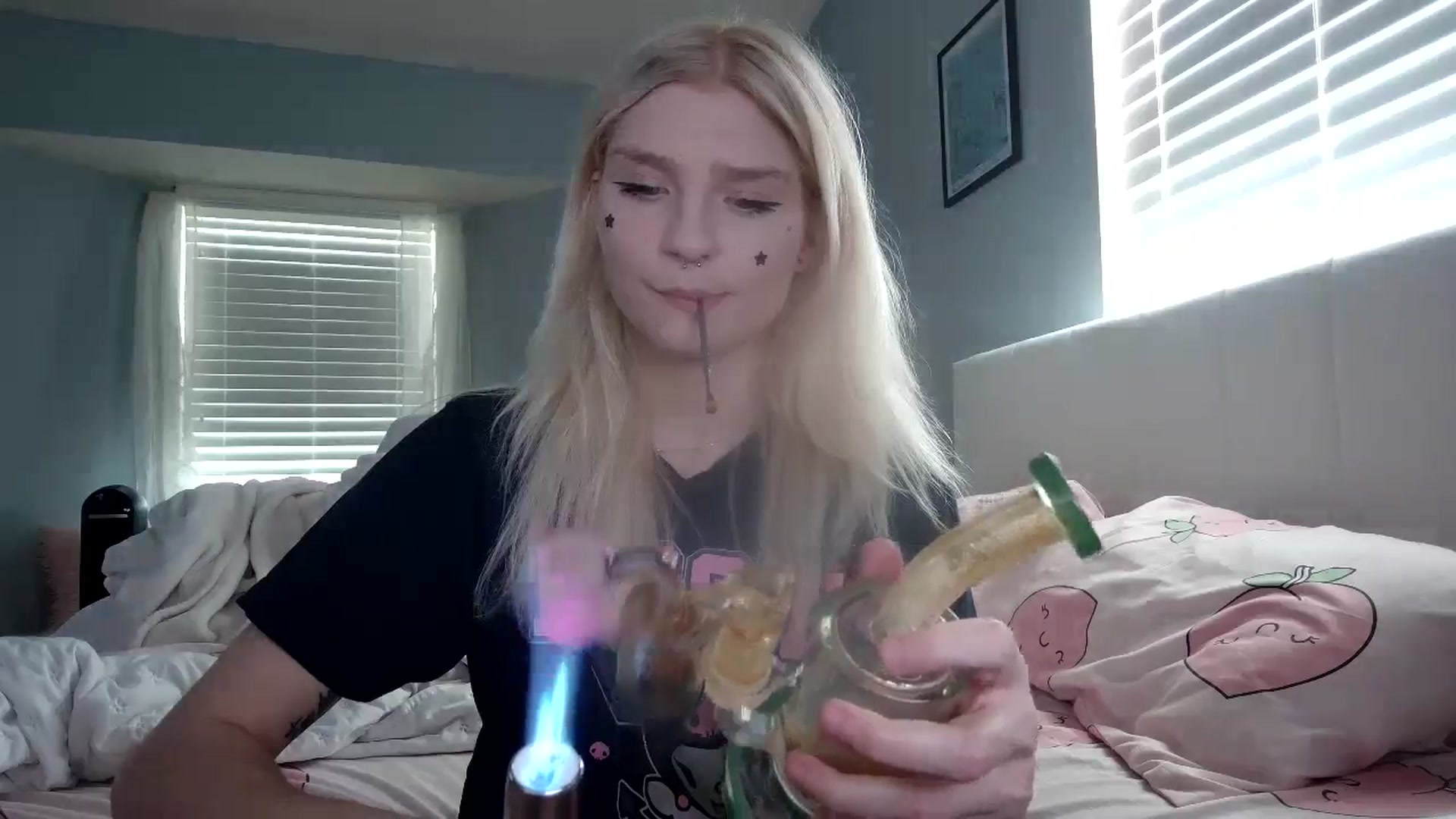 Gallery image thumbnail from DuckChan0's myfreecams stream on, 08/28/2024, 14:14 image 13 of 20