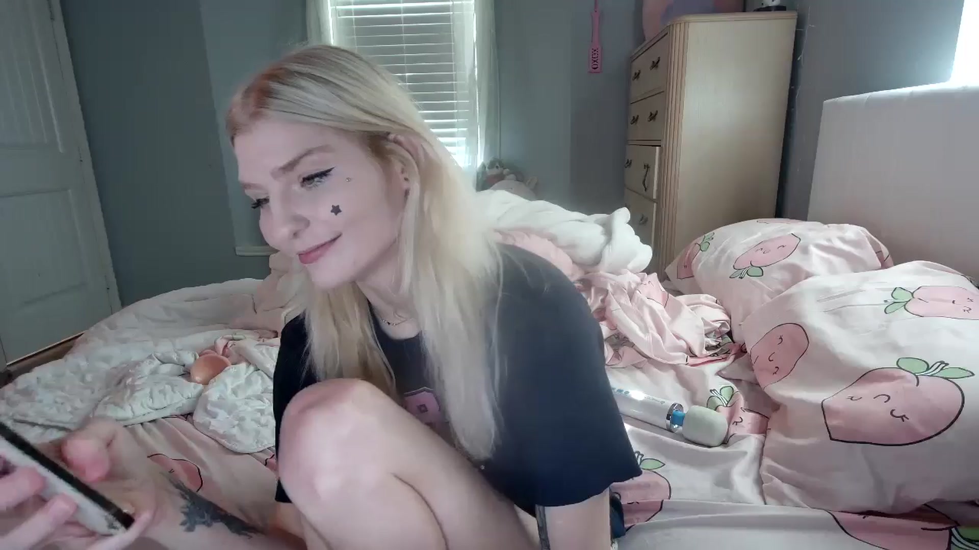 Gallery image thumbnail from DuckChan0's myfreecams stream on, 08/28/2024, 14:14 image 7 of 20