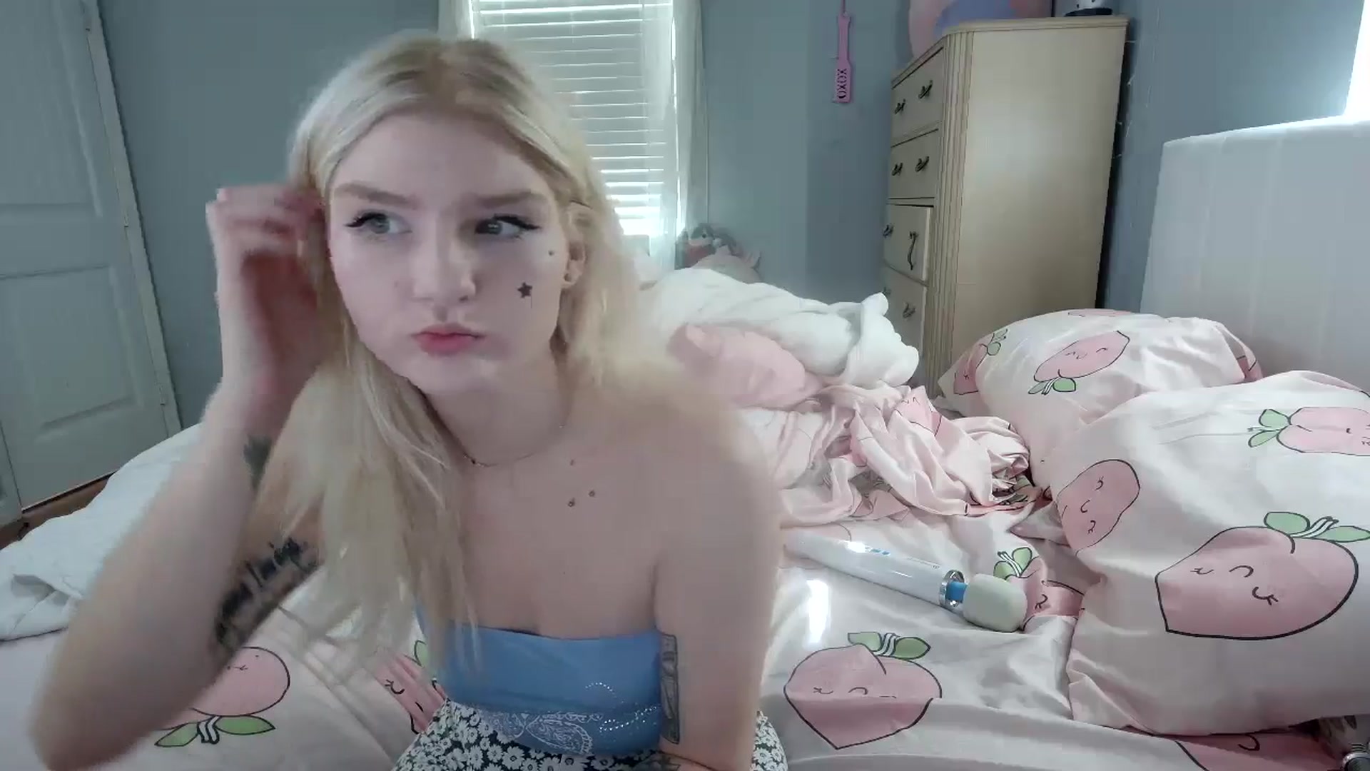 Gallery image thumbnail from DuckChan0's myfreecams stream on, 08/28/2024, 14:14 image 4 of 20
