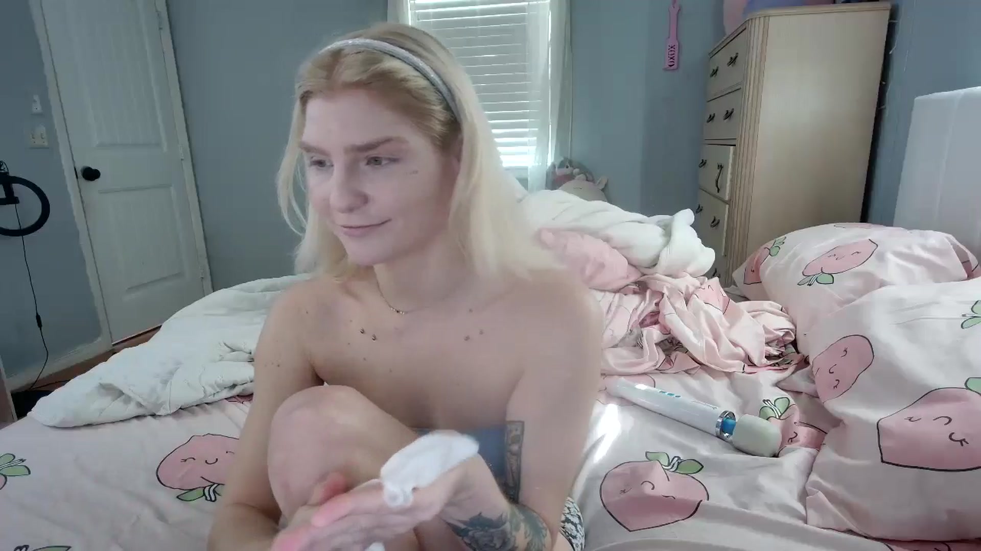Gallery image thumbnail from DuckChan0's myfreecams stream on, 08/28/2024, 14:14 image 2 of 20