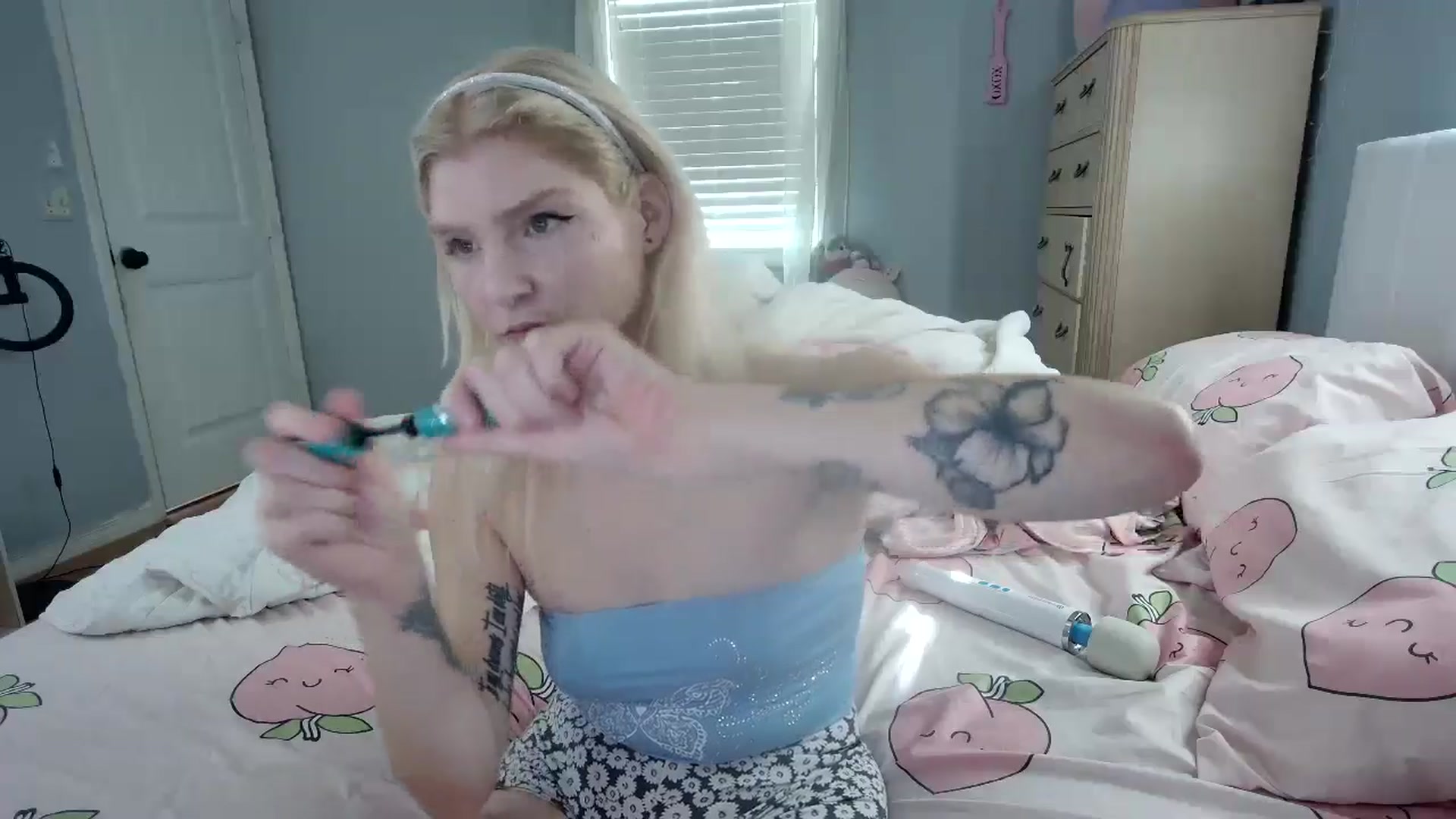 Gallery image thumbnail from DuckChan0's myfreecams stream on, 08/28/2024, 14:14 image 3 of 20
